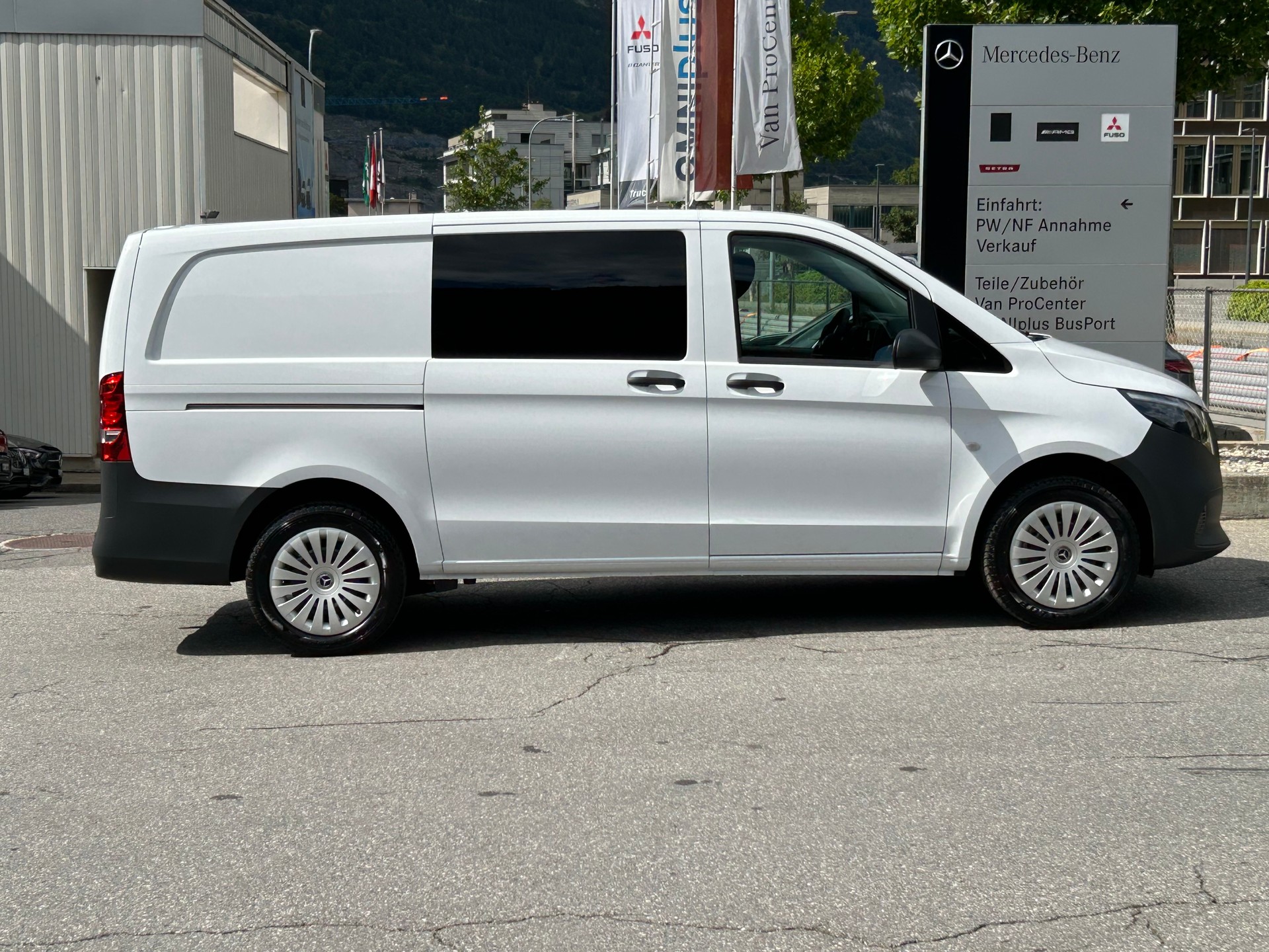 MERCEDES-BENZ Vito 119 CDI KA PRO Lang 4MATIC-image-7