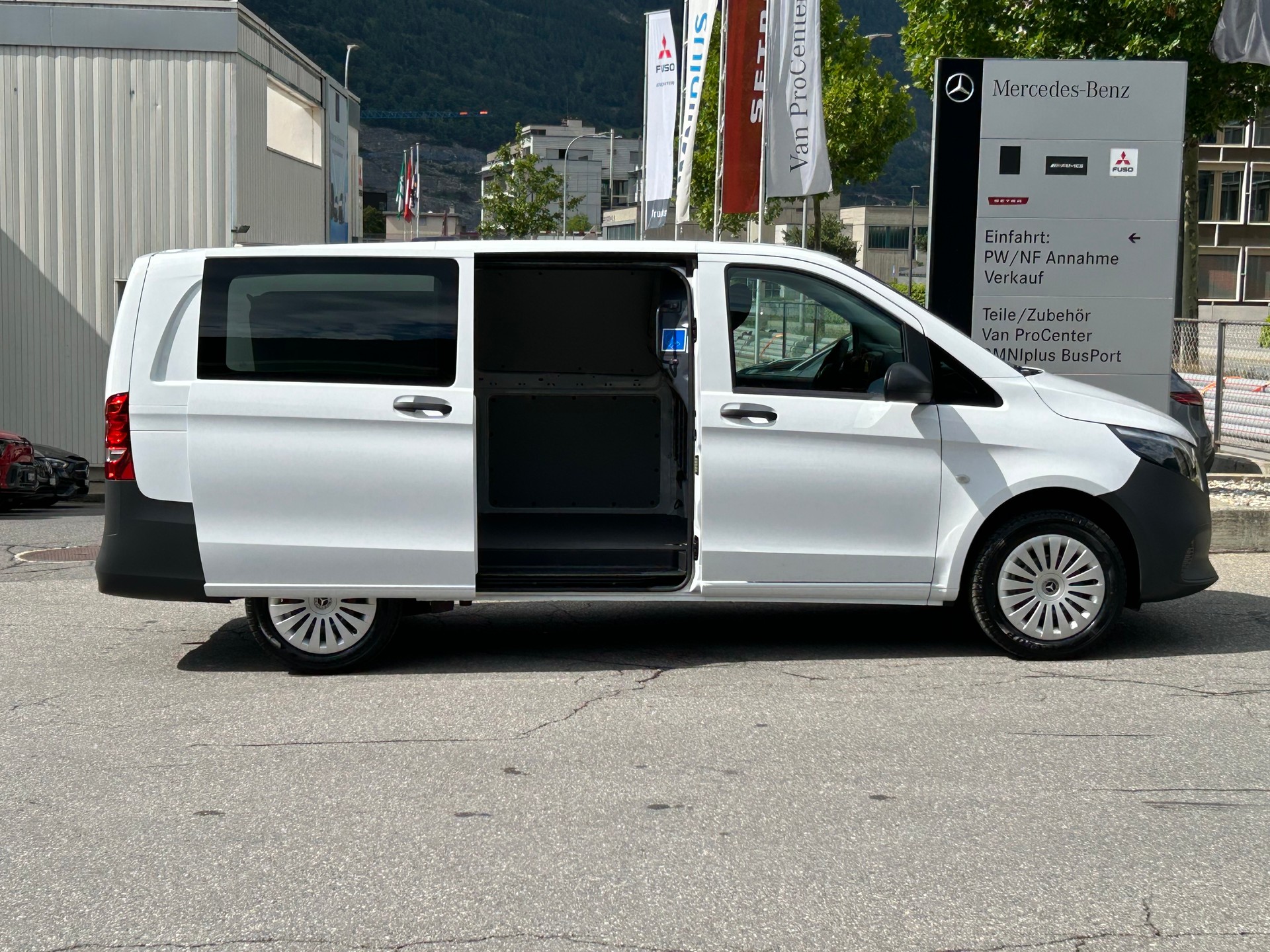 MERCEDES-BENZ Vito 119 CDI KA PRO Lang 4MATIC-image-8