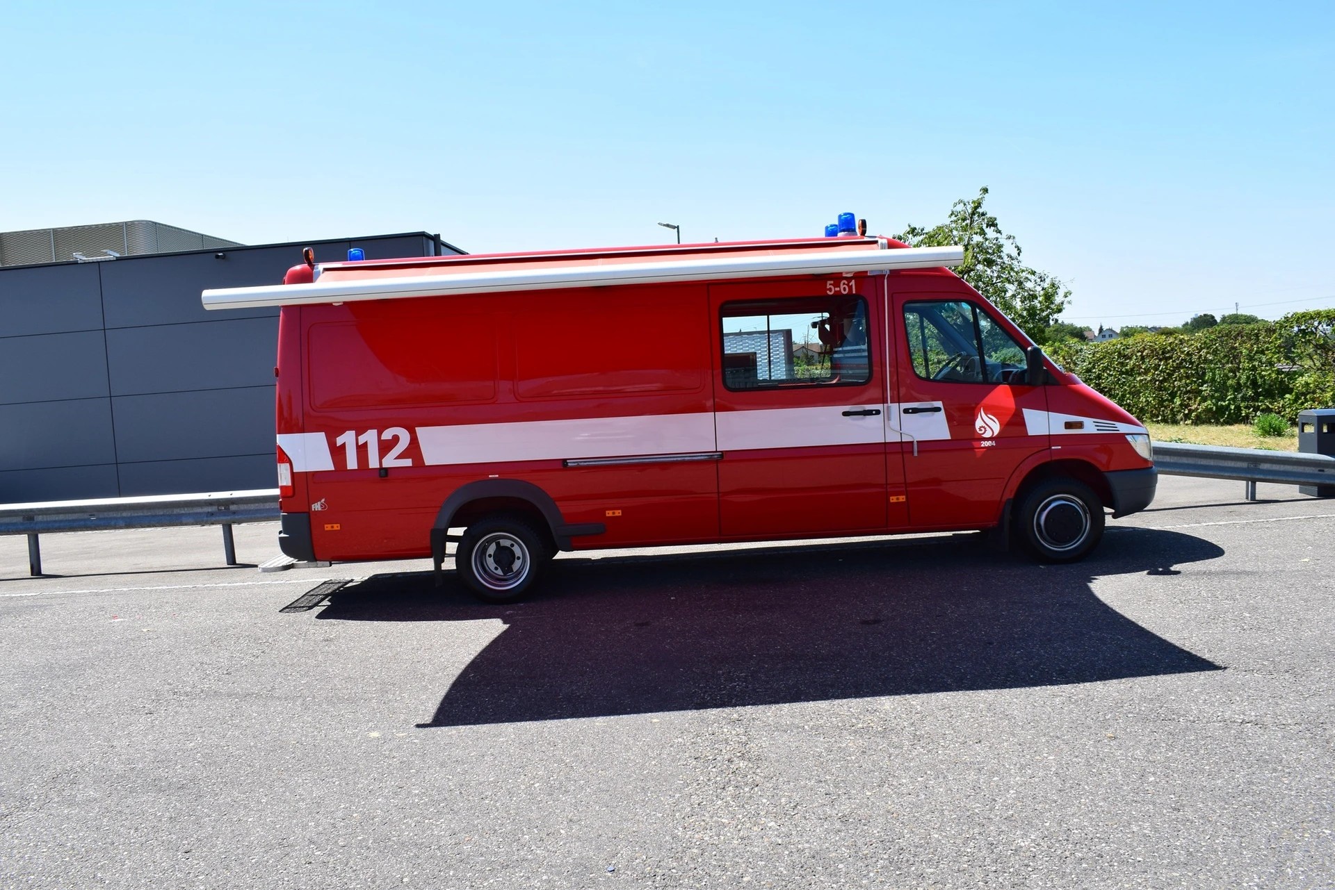 MERCEDES-BENZ SPRINTER 416 CDI DUO AUTOMATIK FEUERWEHR l 156 PS-image-6
