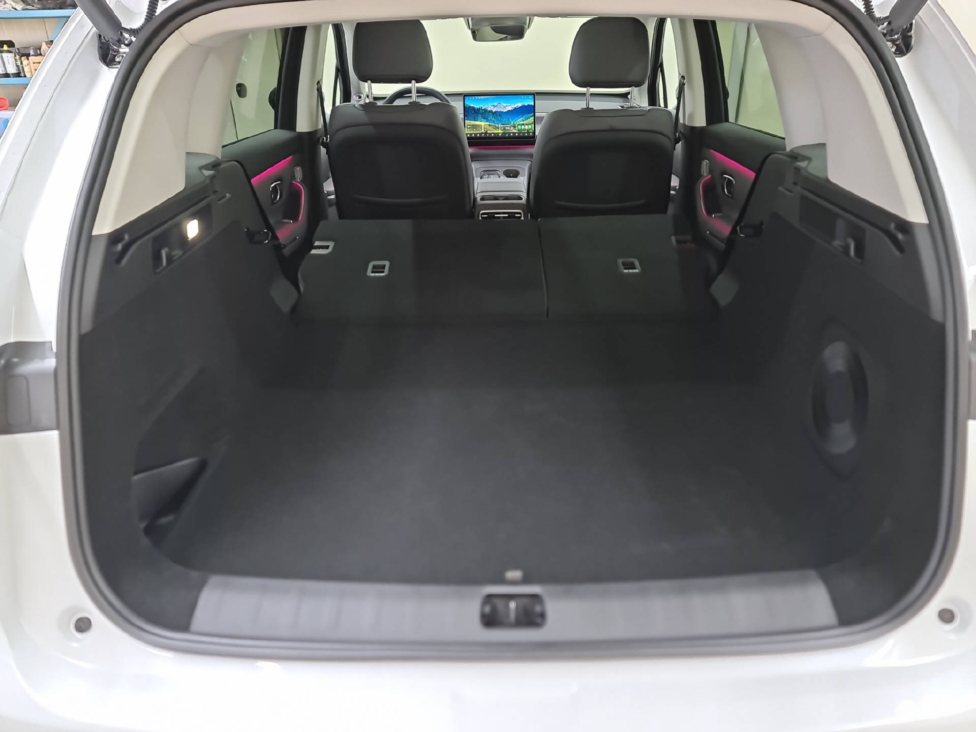 LEAPMOTOR C10 EV AWD 598 PS-image-10