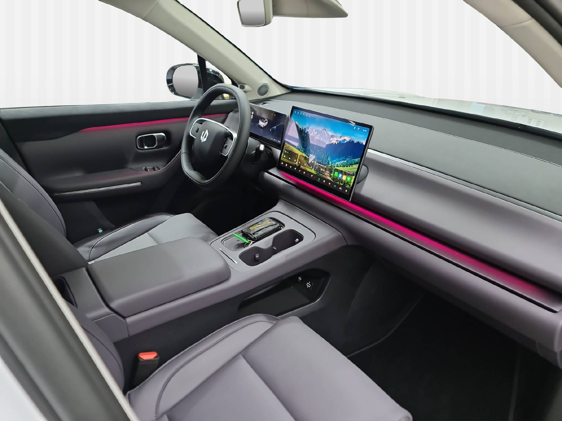 LEAPMOTOR C10 EV AWD 598 PS-image-9