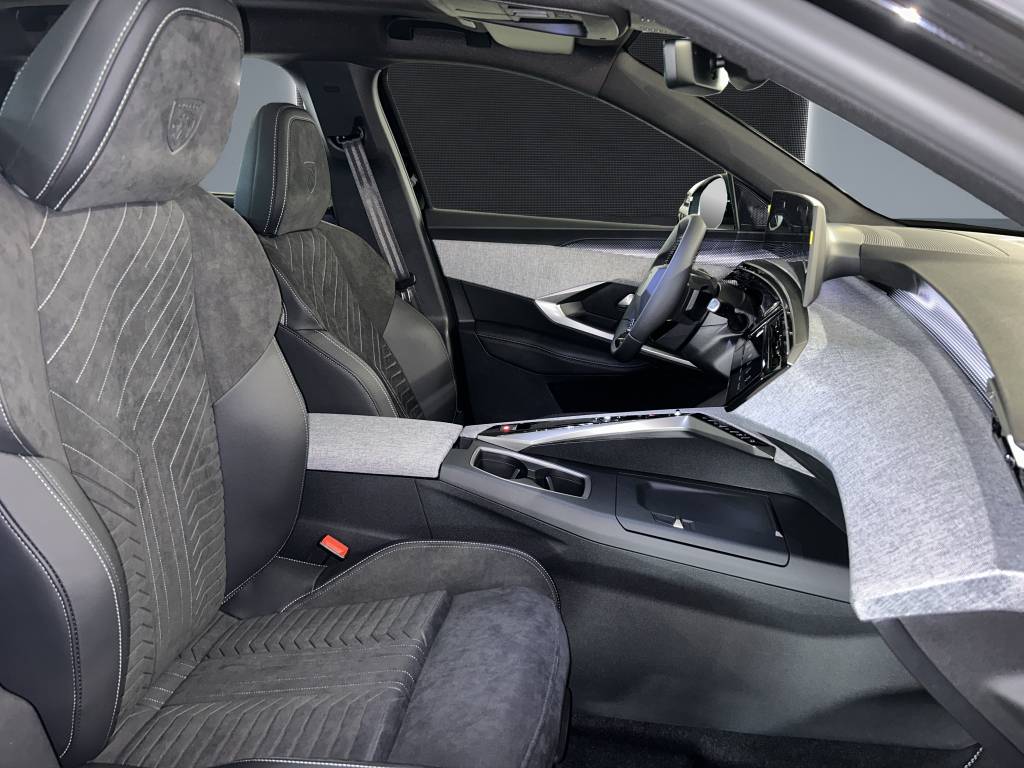 PEUGEOT 5008 145 Hybrid e-DCS6 GT-image-10