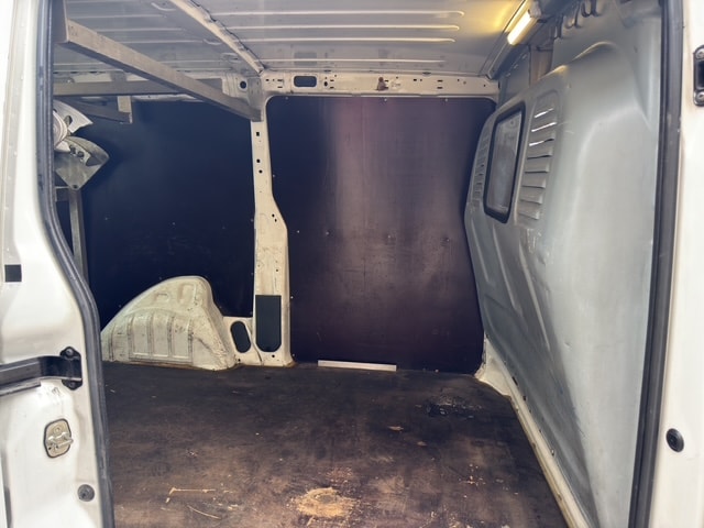PEUGEOT Expert 2.0 HDi 229 L2H1-image-19