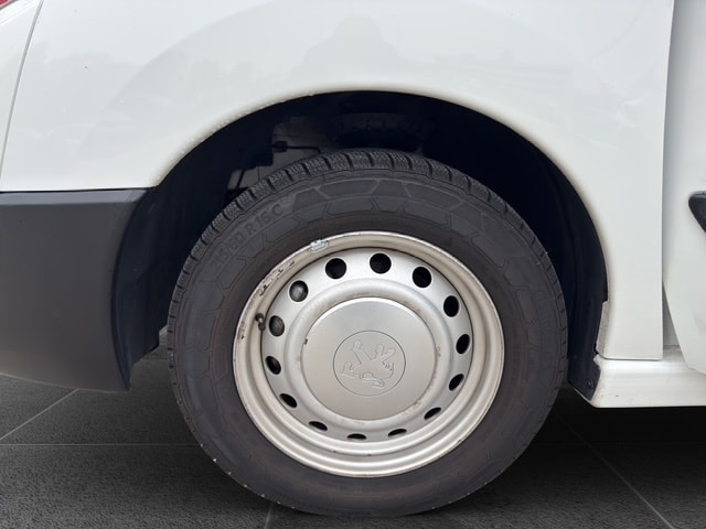 PEUGEOT Expert 2.0 HDi 229 L2H1-image-21