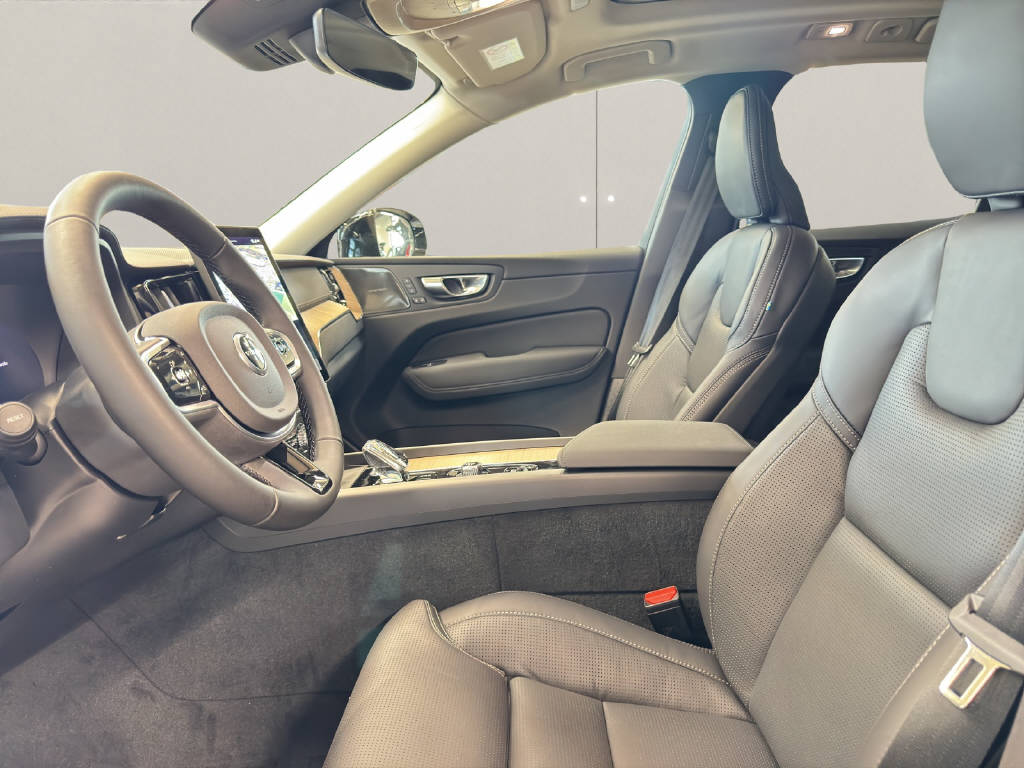 VOLVO XC60 2.0 T8 TE Ultra Dark eAWD-image-10