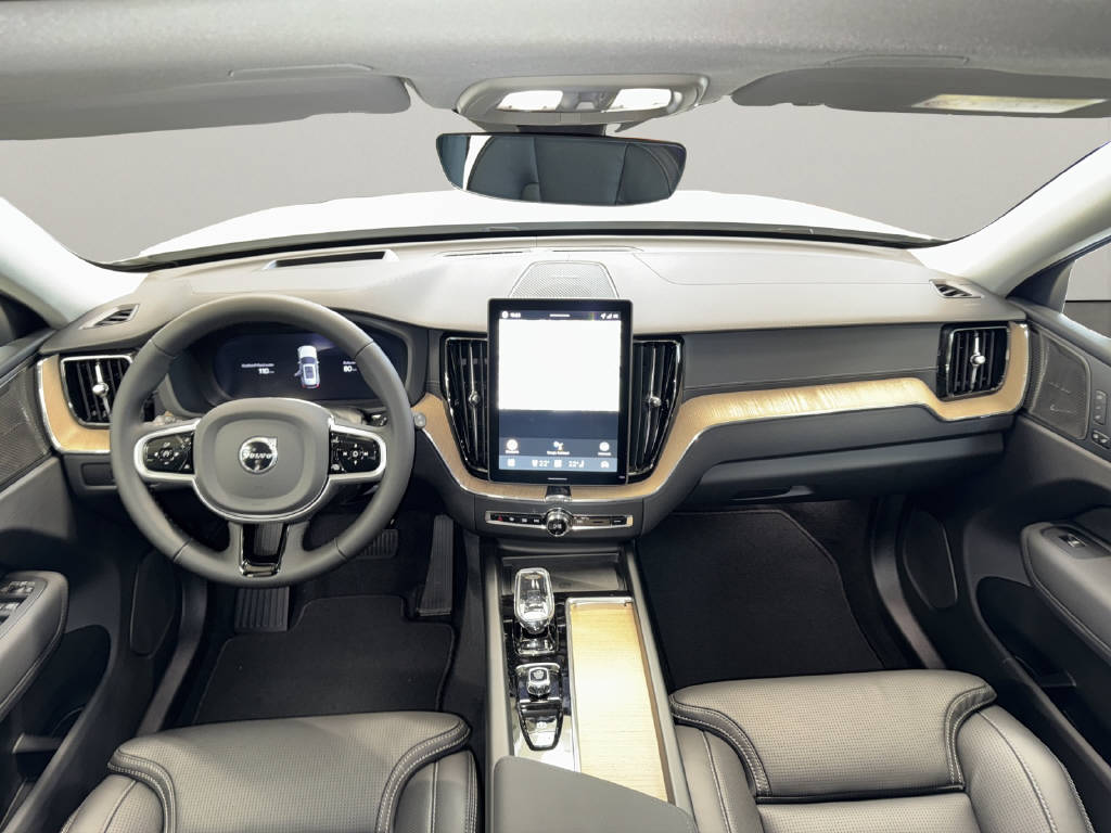 VOLVO XC60 2.0 T8 TE Ultra Dark eAWD-image-14
