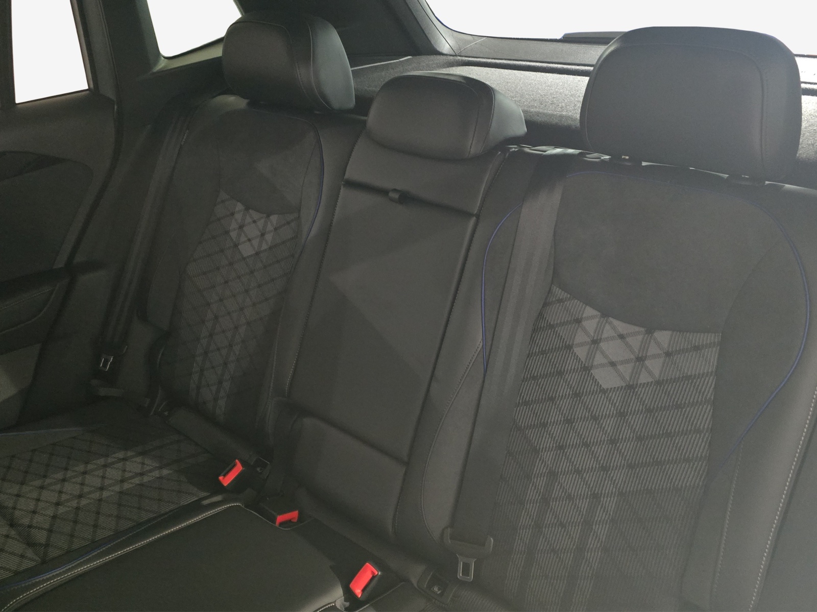 VW Tiguan 2.0 TSI DSG R-Line 4Motion-image-11