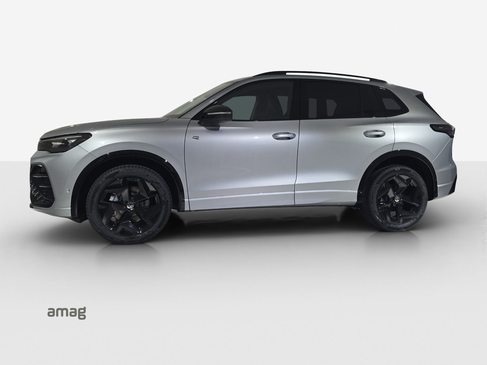 VW Tiguan 2.0 TSI DSG R-Line 4Motion-image-1