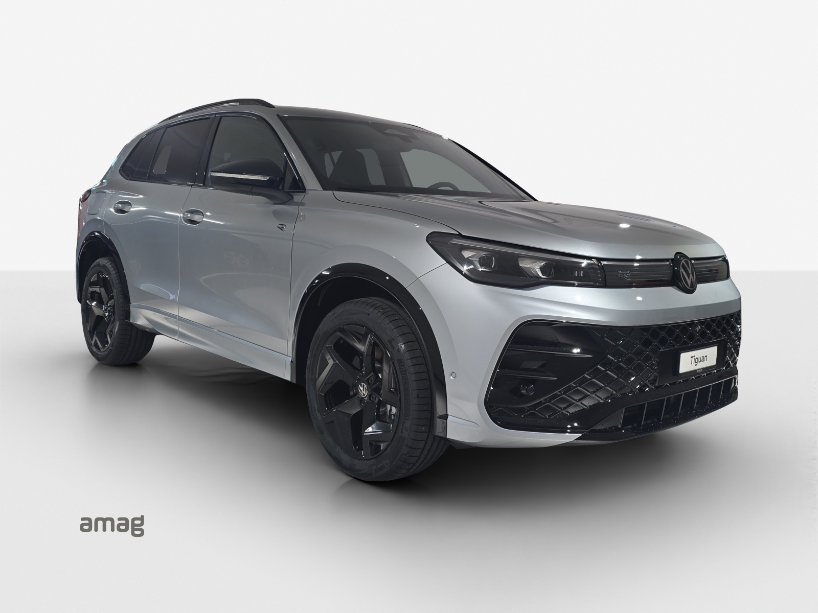 VW Tiguan 2.0 TSI DSG R-Line 4Motion-image-5