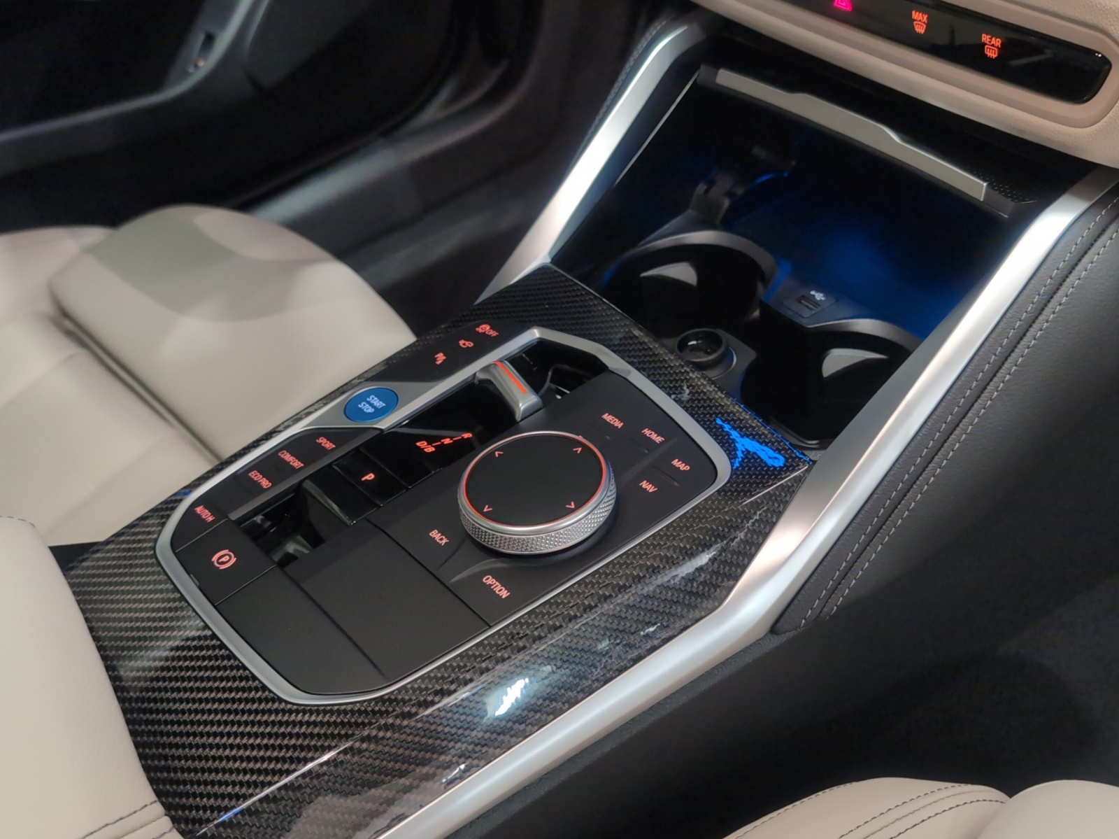 BMW i4 xDrive 40 M Sport Pro-image-16