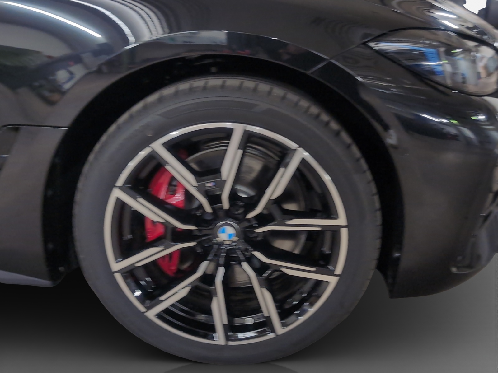 BMW i4 xDrive 40 M Sport Pro-image-7