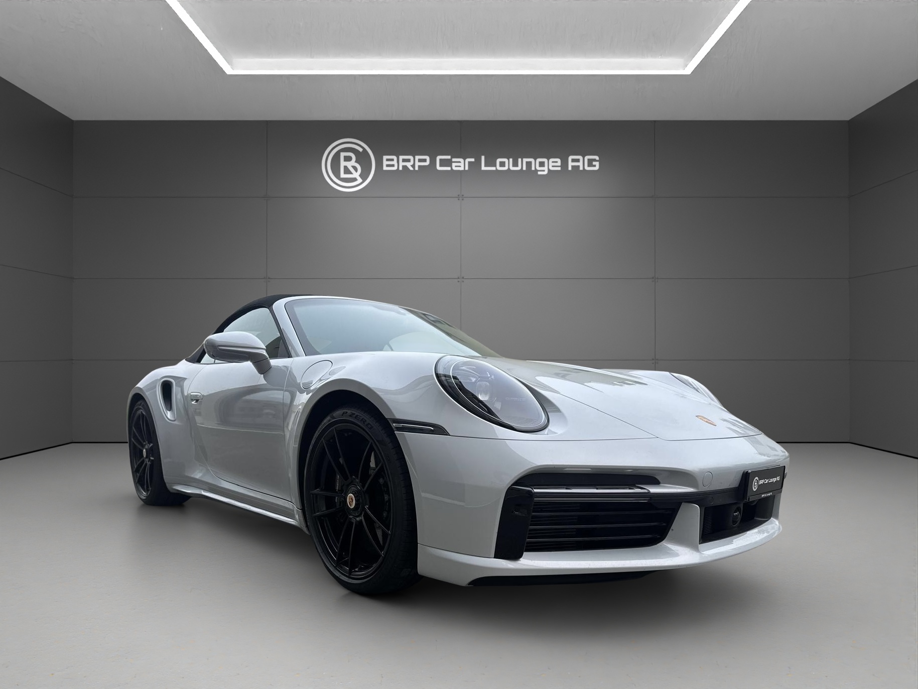 PORSCHE 911 Turbo S Cabriolet PDK-image-6