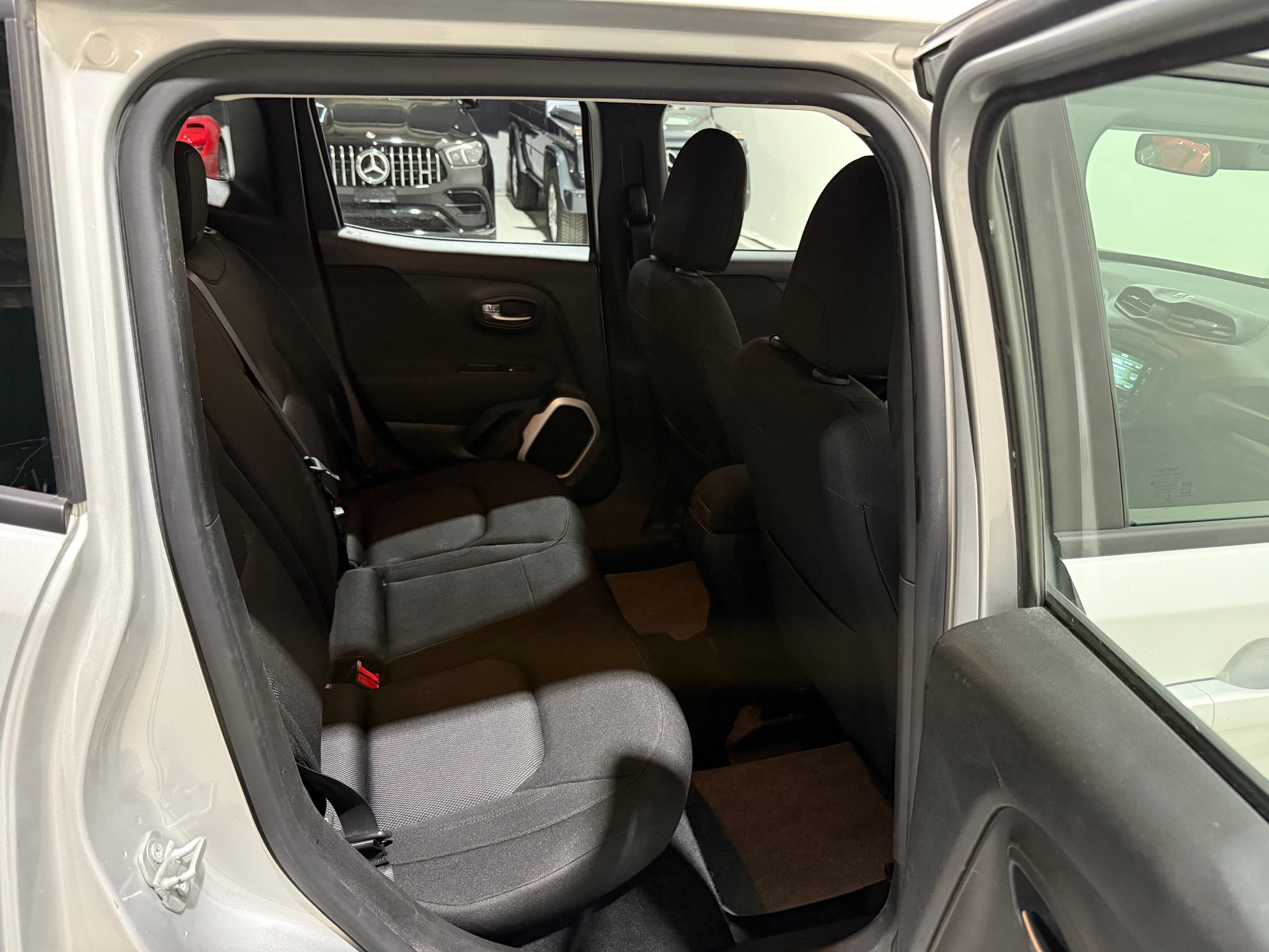 JEEP Renegade 2.0 CRD Longtitude Swiss Edition AWD-image-14