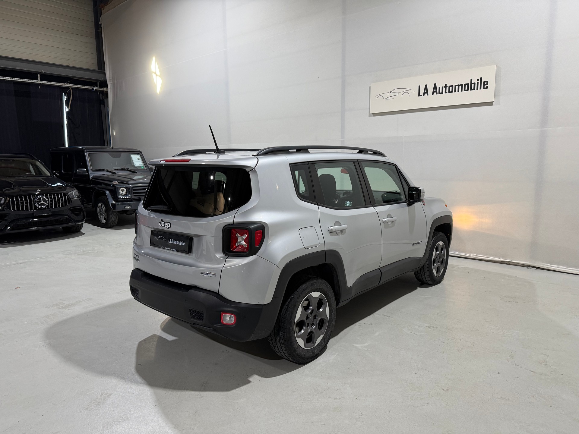 JEEP Renegade 2.0 CRD Longtitude Swiss Edition AWD-image-8