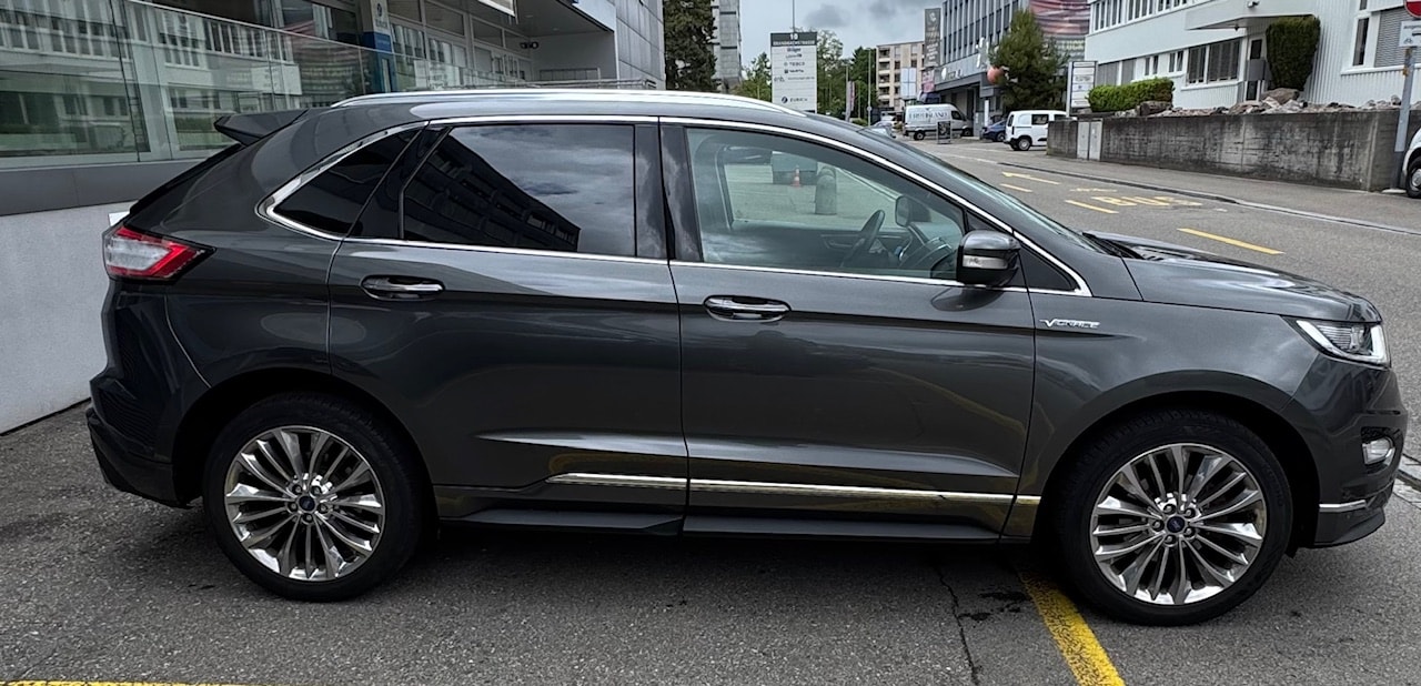 FORD Edge 2.0 TDCi Vignale 4WD PowerShift-image-3