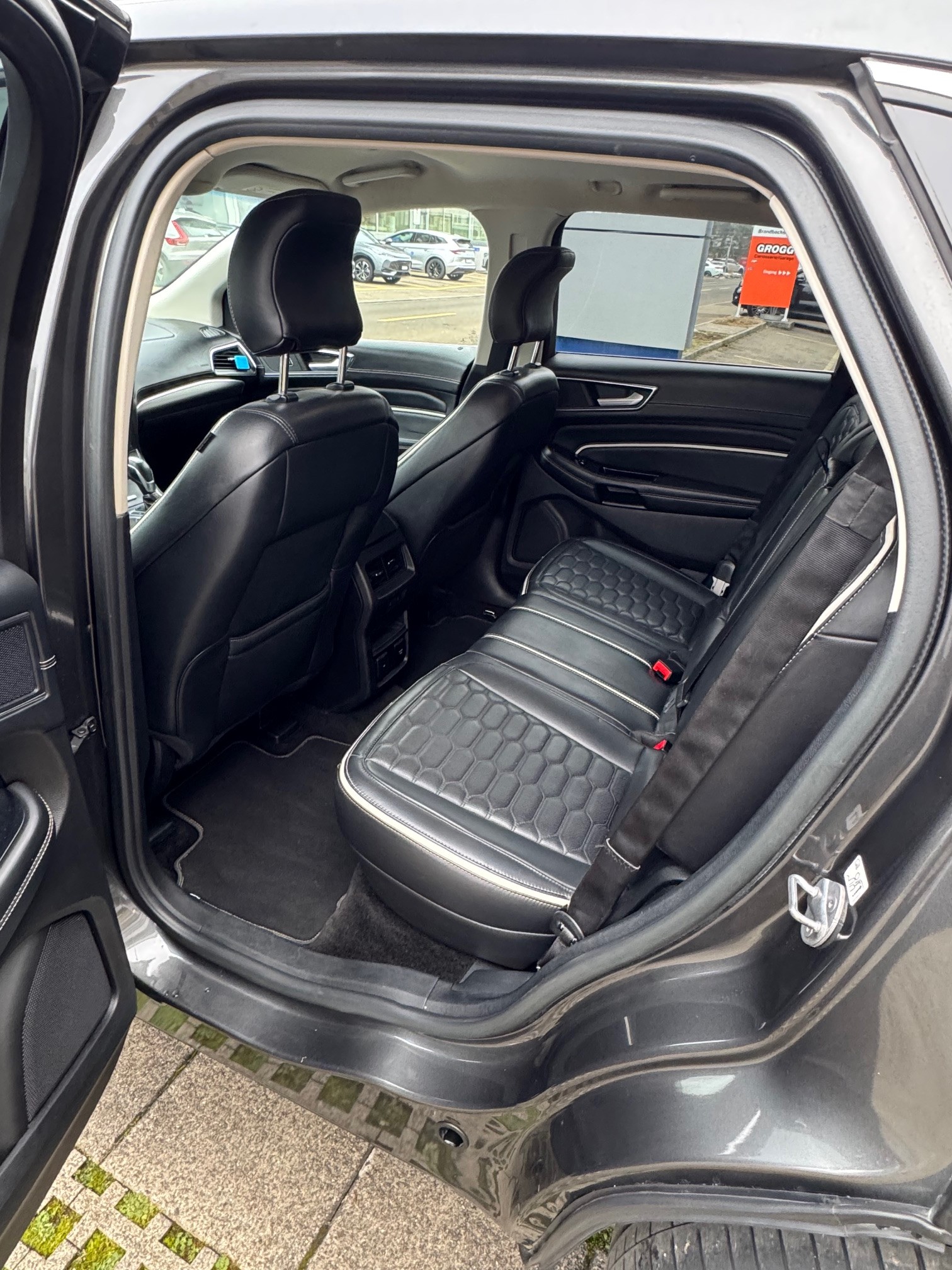 FORD Edge 2.0 TDCi Vignale 4WD PowerShift-image-10