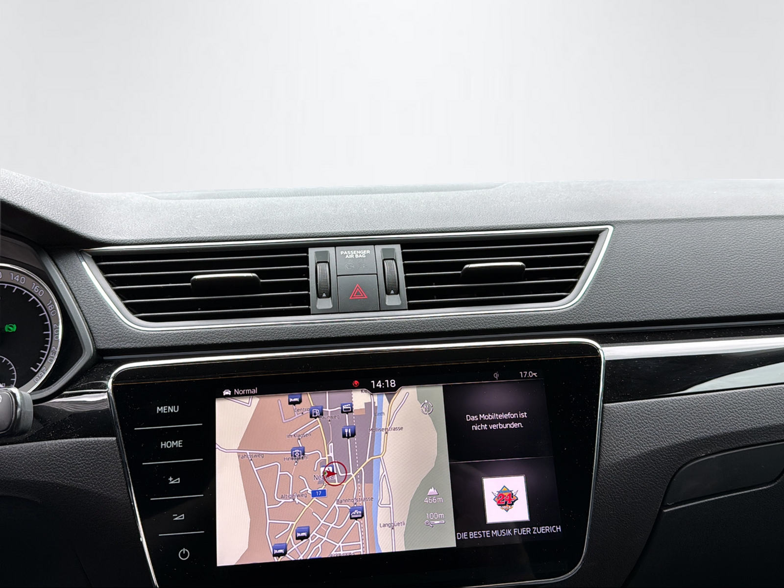 SKODA Superb Combi 2.0 TDI 190 L & K 4x4 DSG-image-12