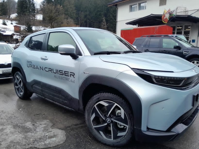 TOYOTA Urban Cruiser Trend AWD-image-1