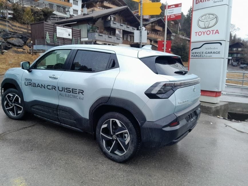 TOYOTA Urban Cruiser Trend AWD-image-3