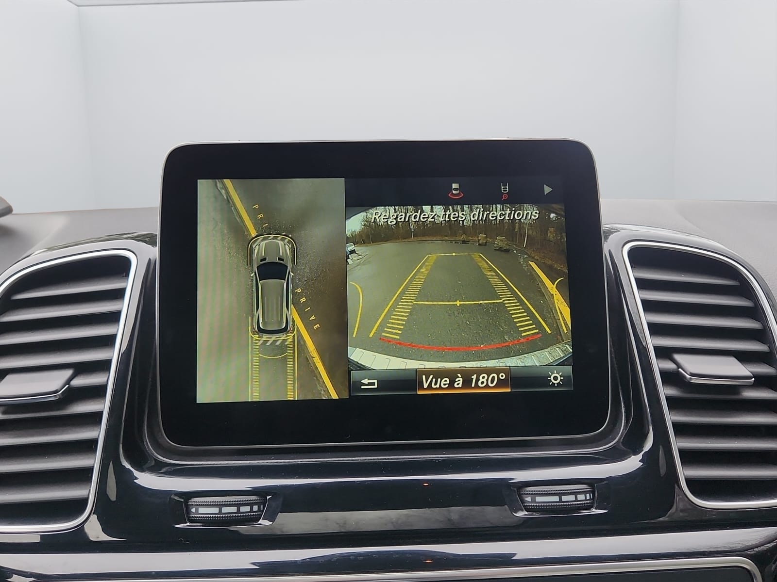 MERCEDES-BENZ GLE 350 d Executive 4Matic 9G-Tronic-image-16