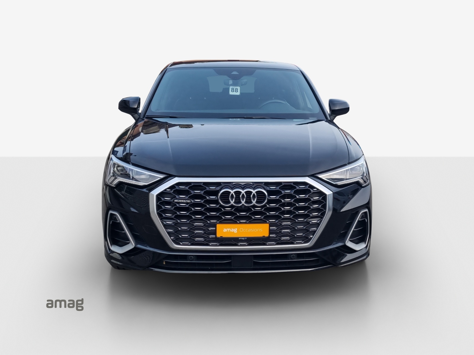 AUDI Q3 Sportback 40 TFSI S line quattro S-tronic-image-6