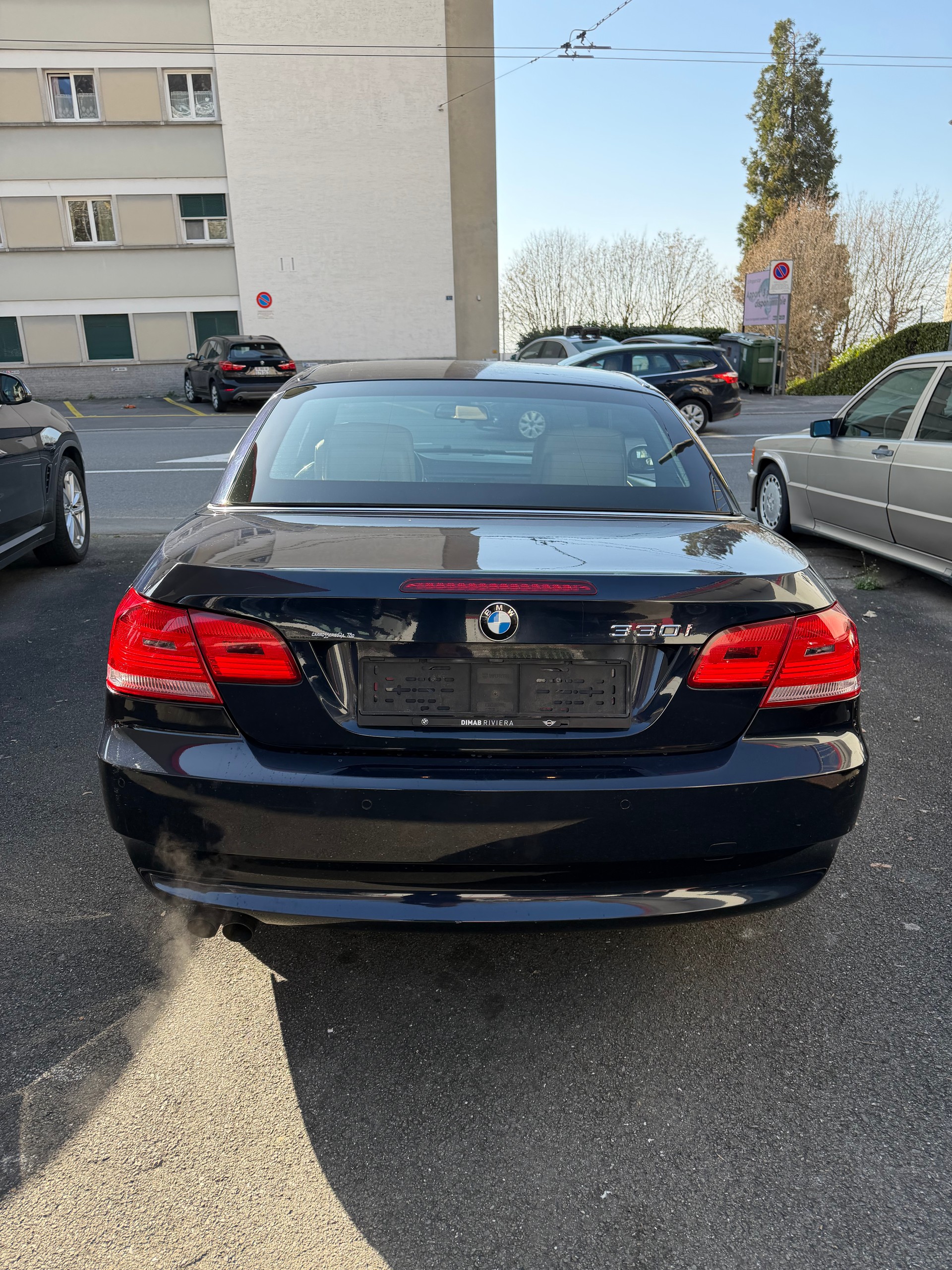 BMW 330i Cabriolet Steptronic-image-4