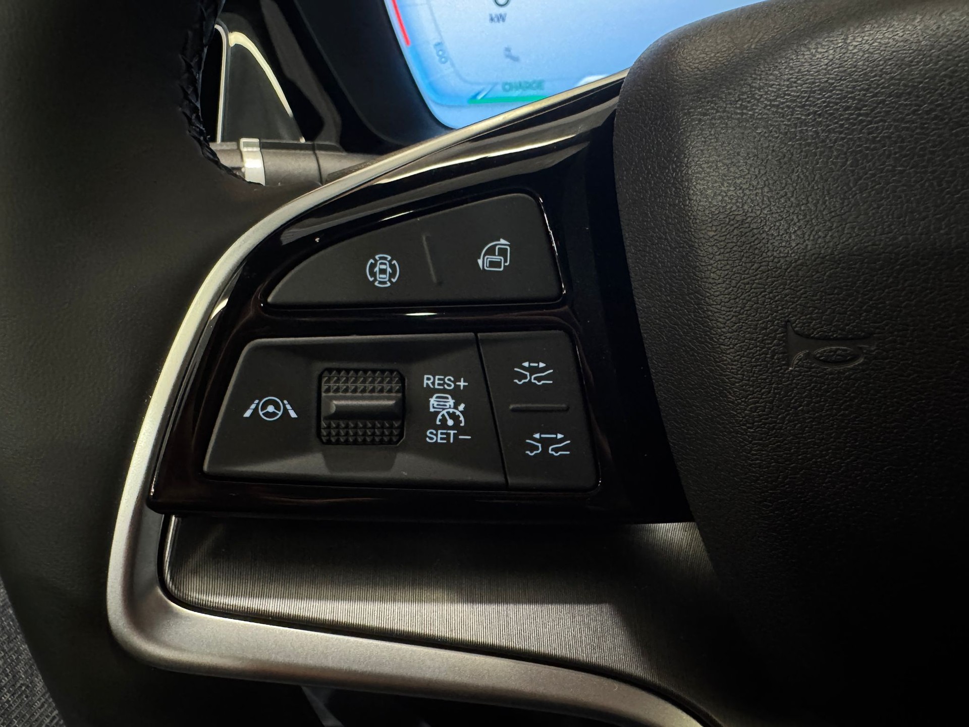 BYD Seal U DM-i Design AWD-image-12