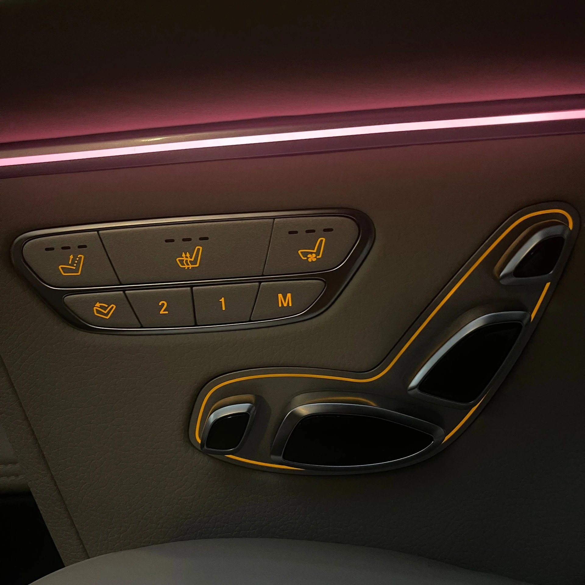 MERCEDES-BENZ V 300 d Extra-Lang 4matic Exclusive FALCON LOCARNO V.I.P-image-45