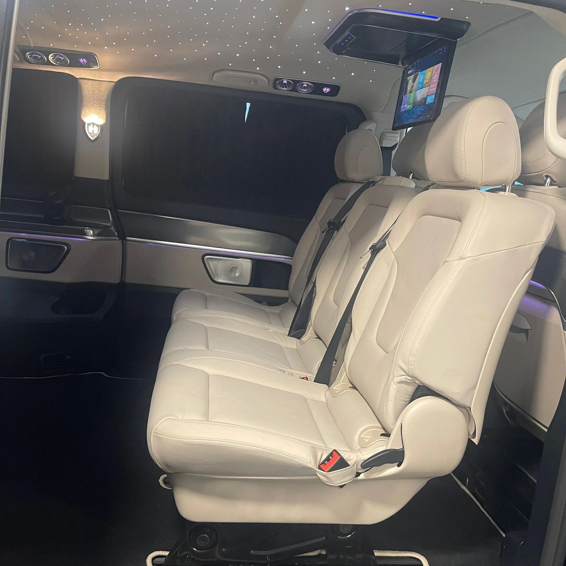 MERCEDES-BENZ V 300 d Extra-Lang 4matic Exclusive FALCON LOCARNO V.I.P-image-42
