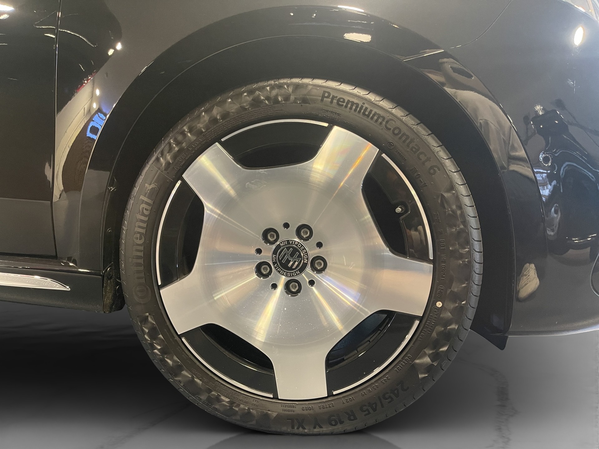 MERCEDES-BENZ V 300 d Extra-Lang 4matic Exclusive FALCON LOCARNO V.I.P-image-13
