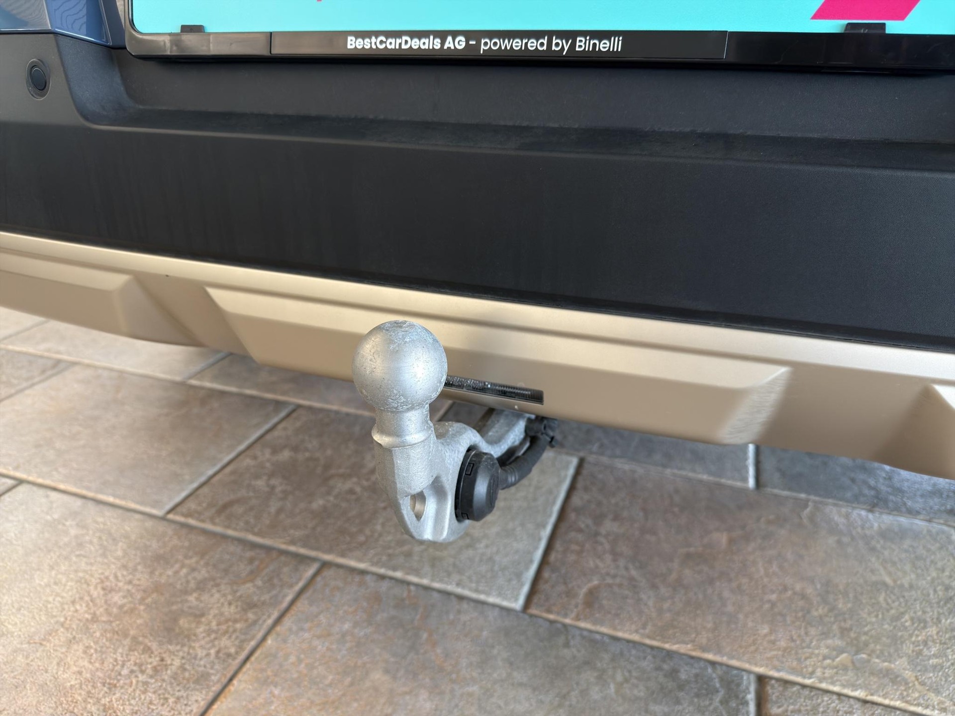 MINI Countryman E Favoured Trim-image-18