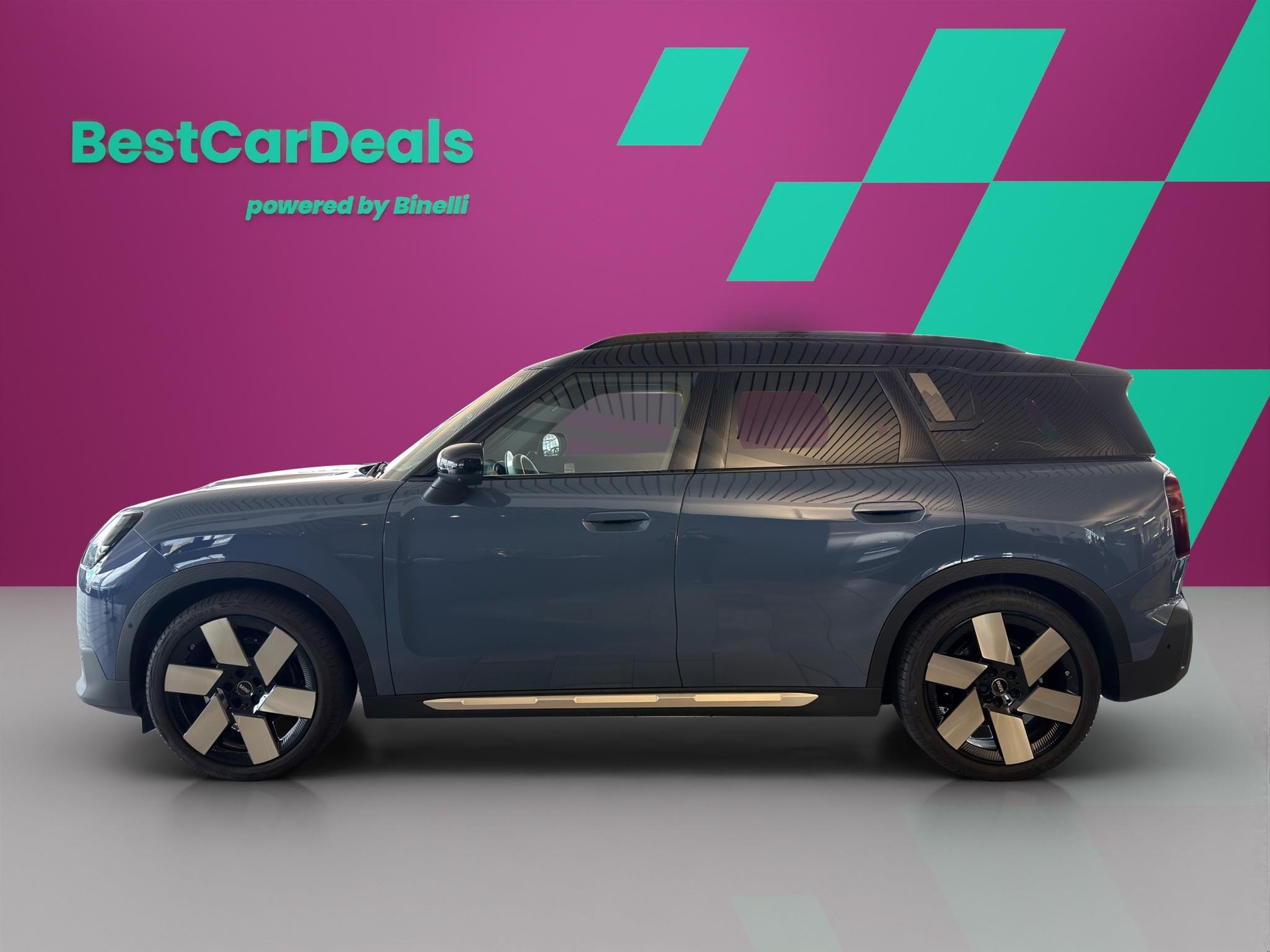 MINI Countryman E Favoured Trim-image-5