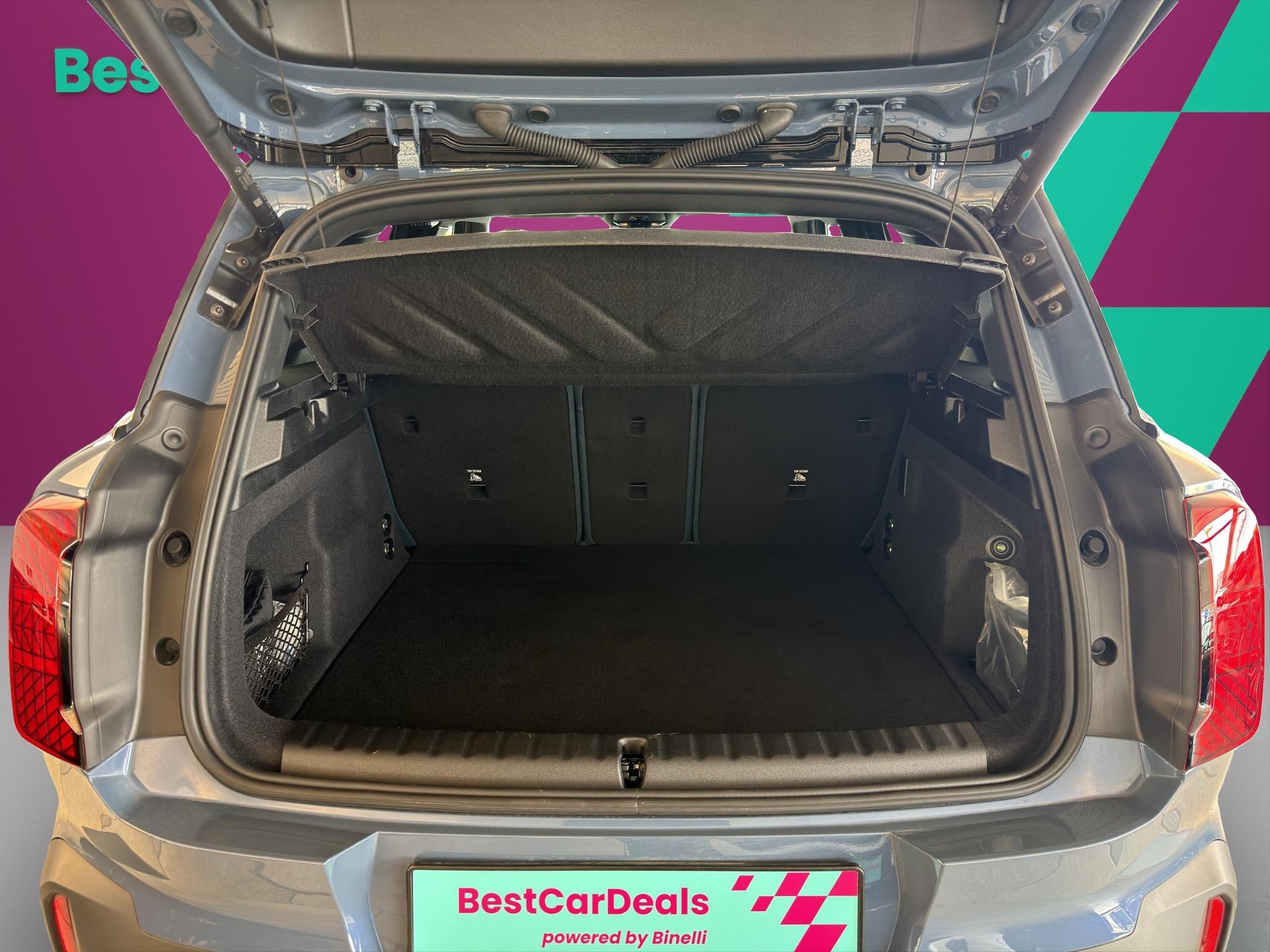 MINI Countryman E Favoured Trim-image-9