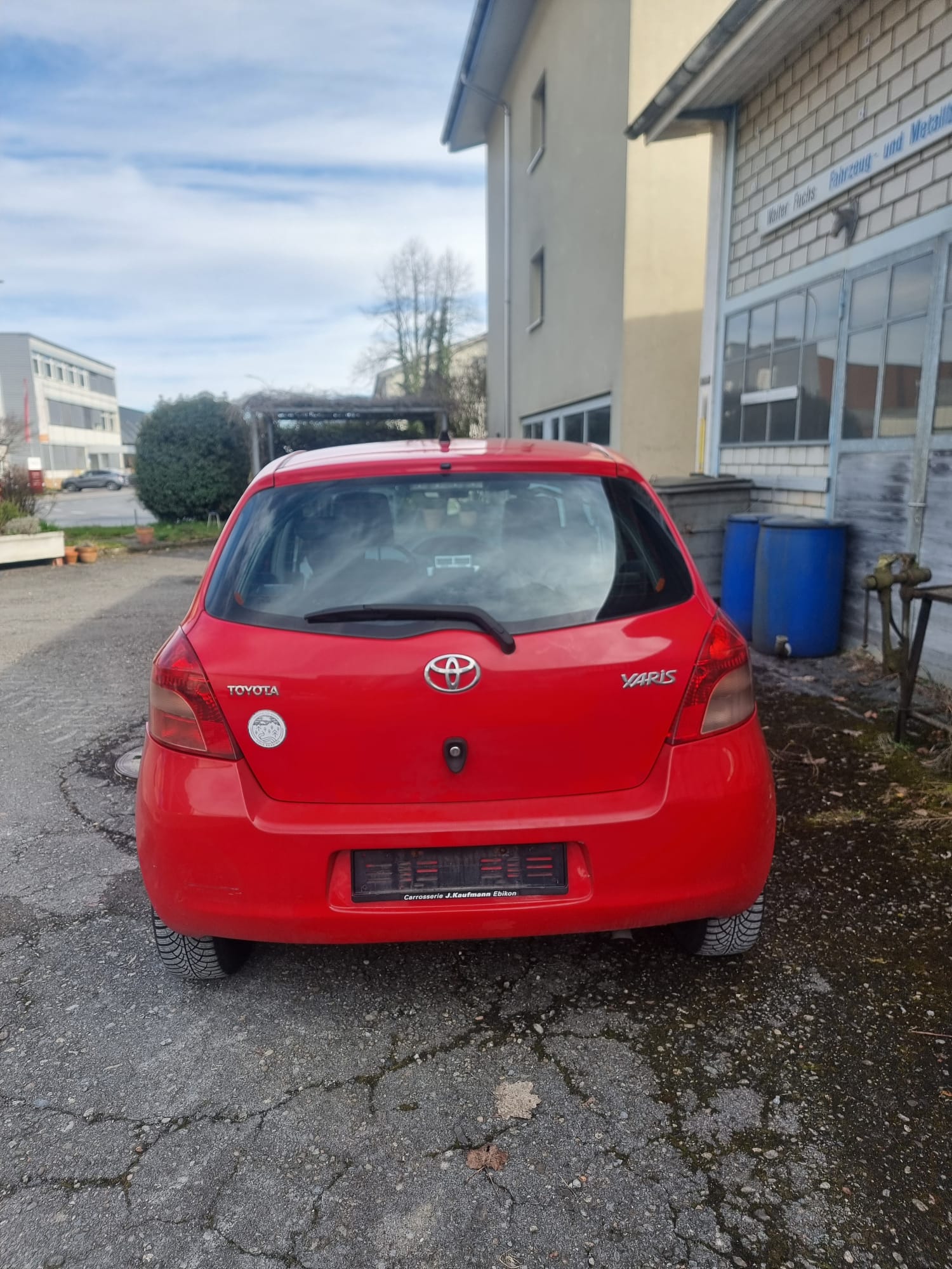TOYOTA Yaris 1.3 Linea Sol-image-3