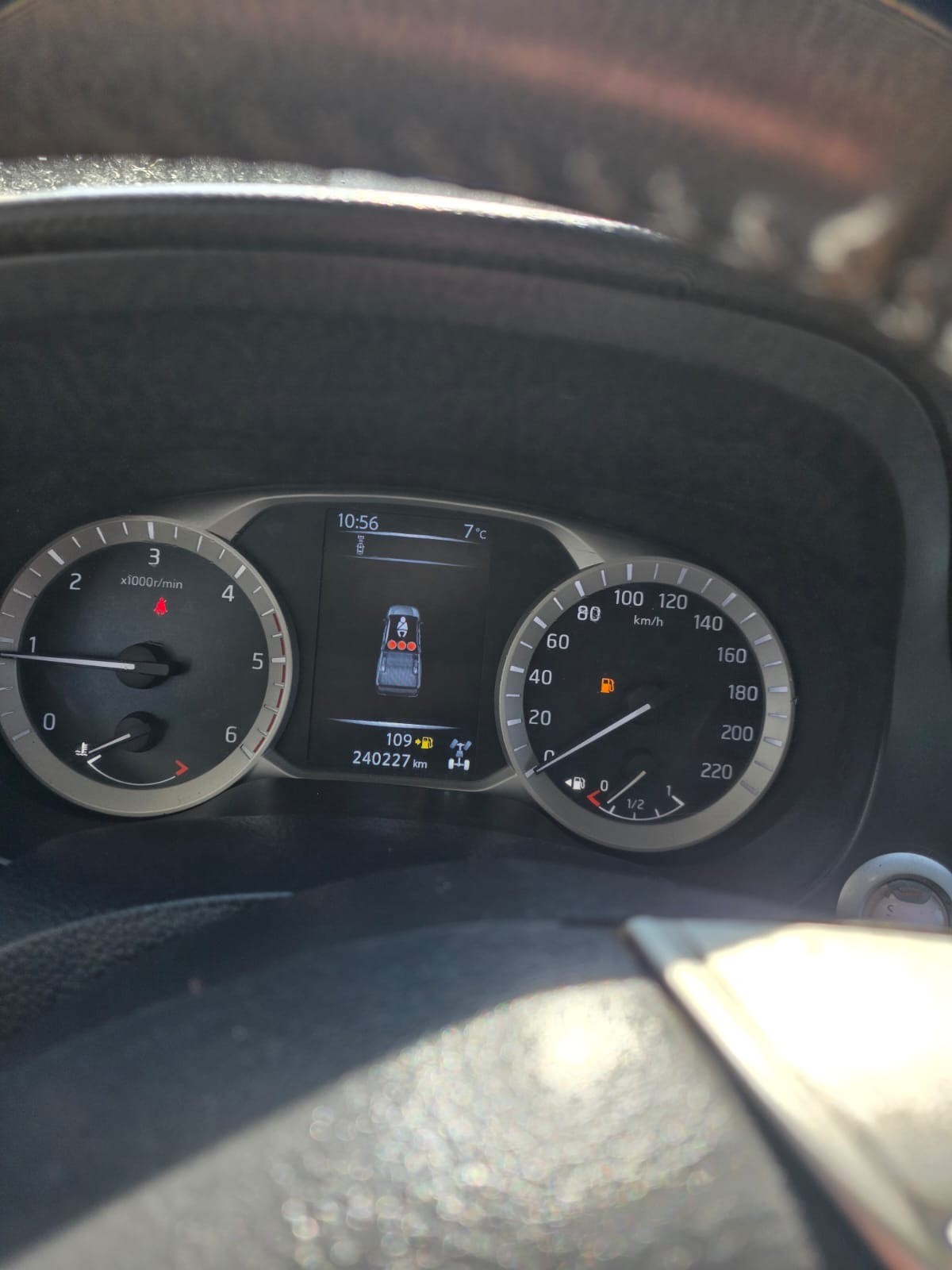 NISSAN Navara Double Cab N-Connecta 2.3 dCi 4WD Automatic-image-4