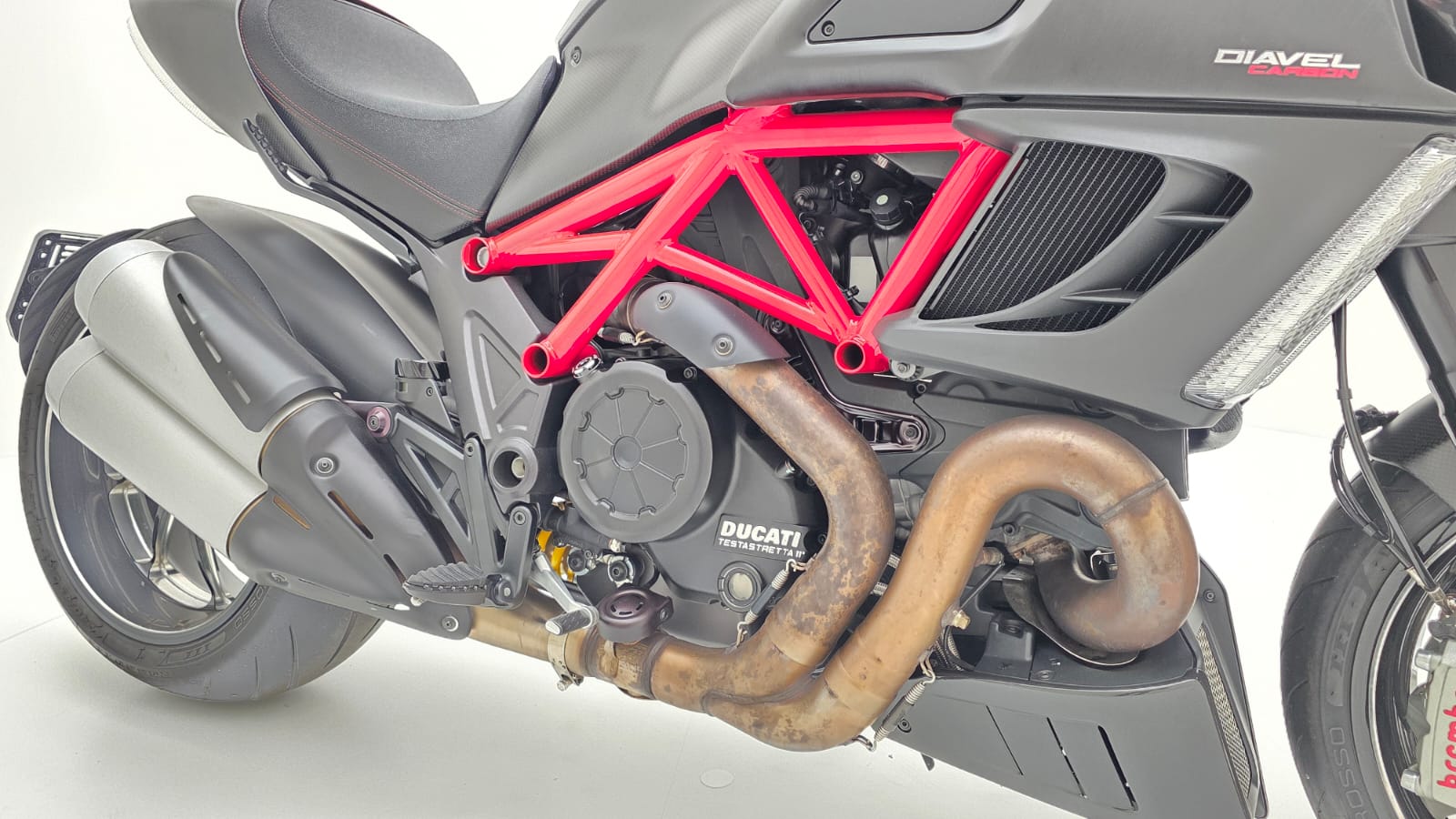 DUCATI Diavel 1200 Carbon-image-7