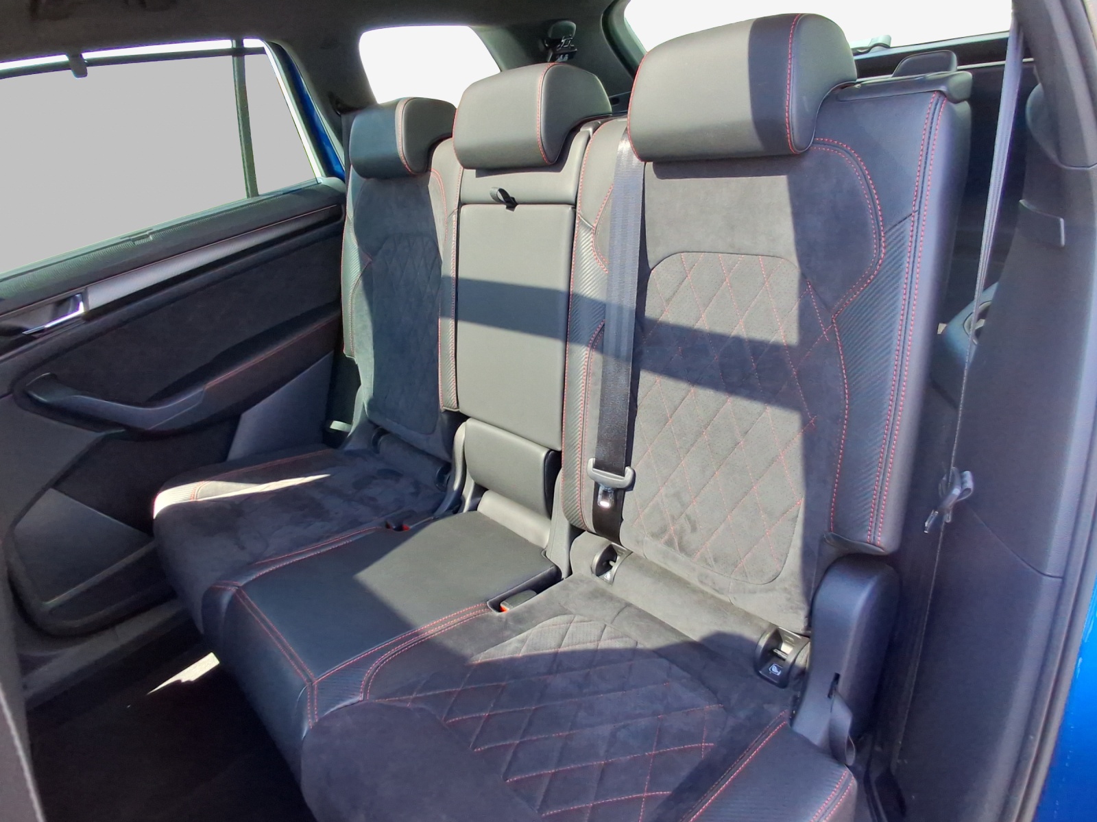 SKODA Kodiaq 2.0 Bi-TDI SCR RS 4x4 DSG-image-11