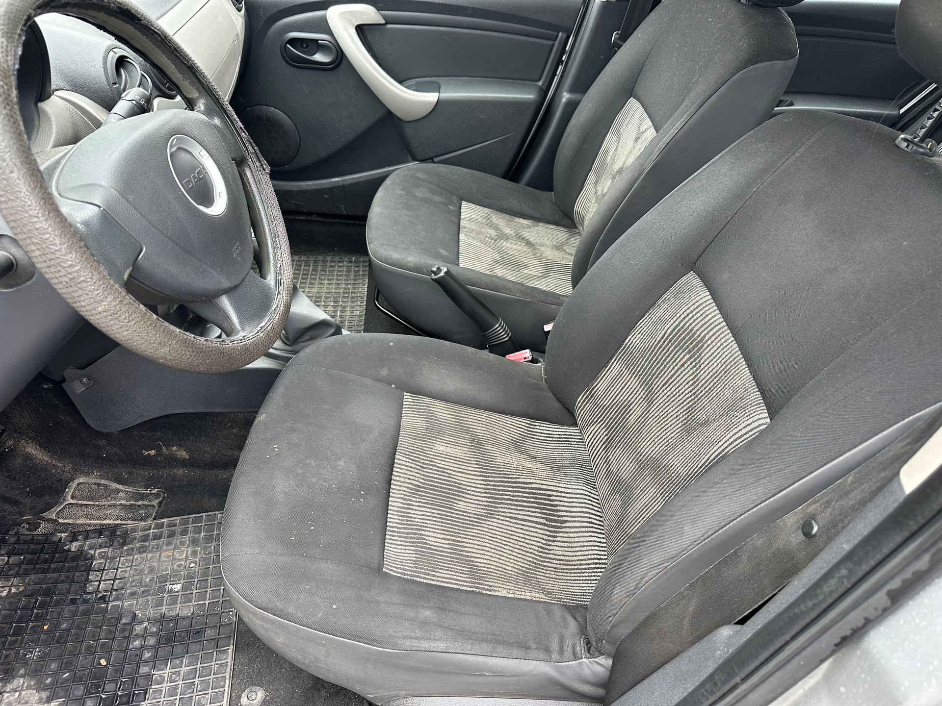 DACIA Sandero 1.2 Ambiance-image-9