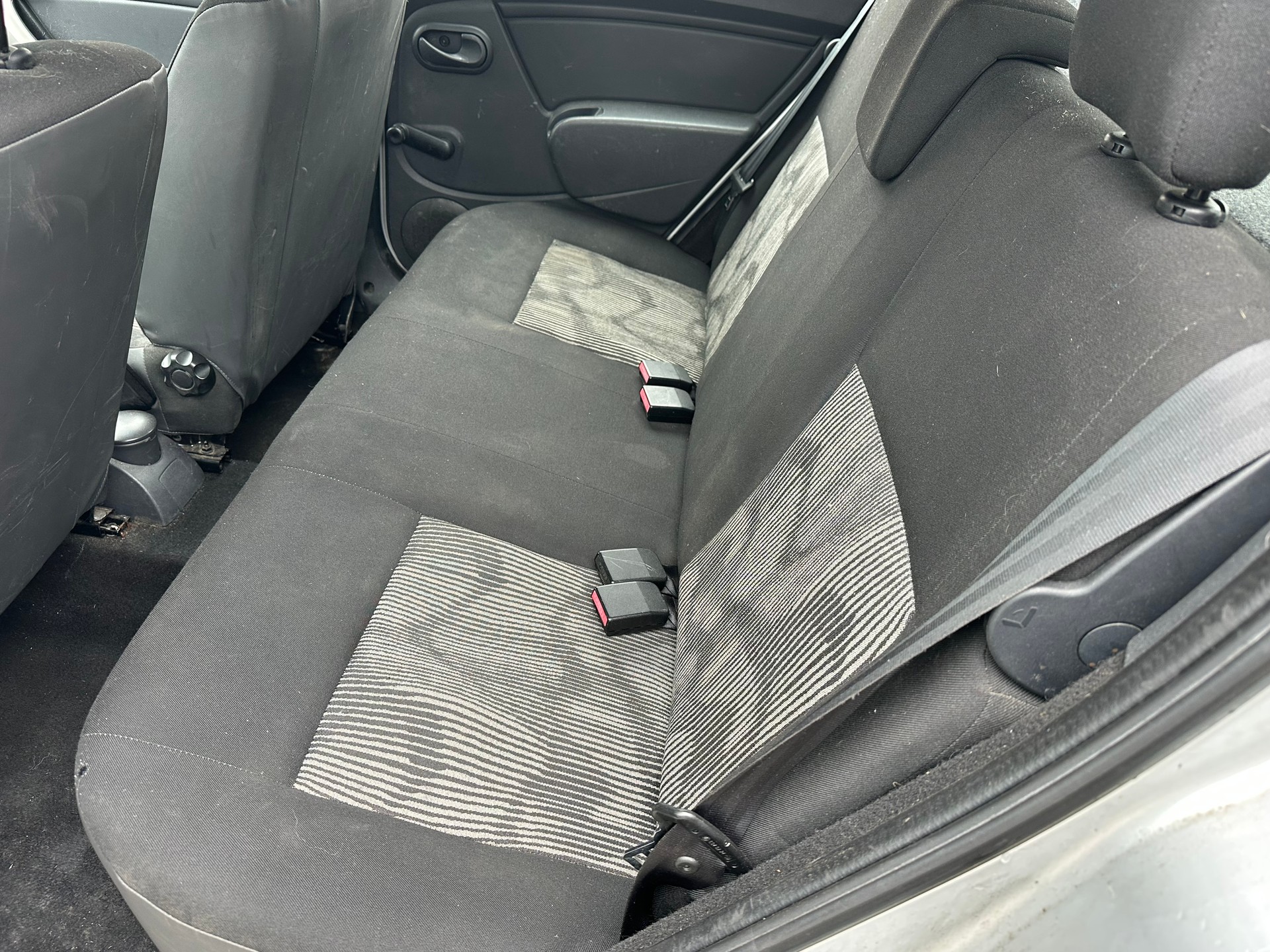 DACIA Sandero 1.2 Ambiance-image-11