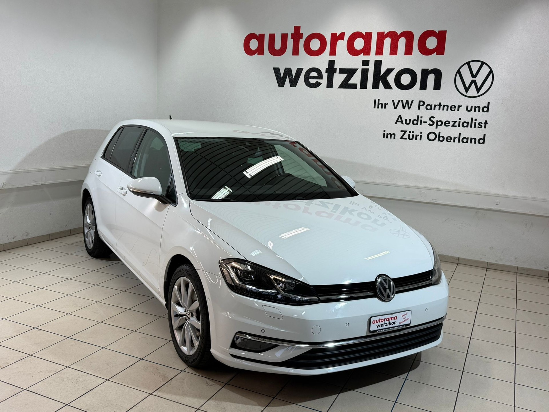 VW Golf 2.0 TDI Highline 4Motion DSG-image-1
