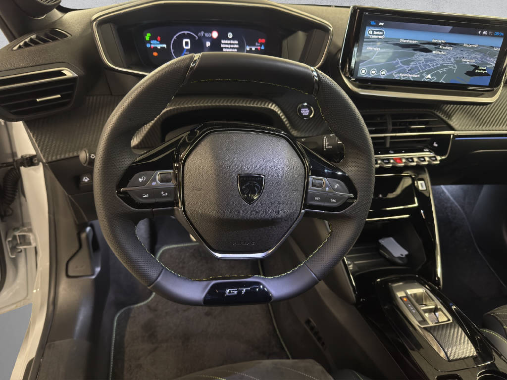 PEUGEOT 208 1.2 Hybrid 145 GT-image-11