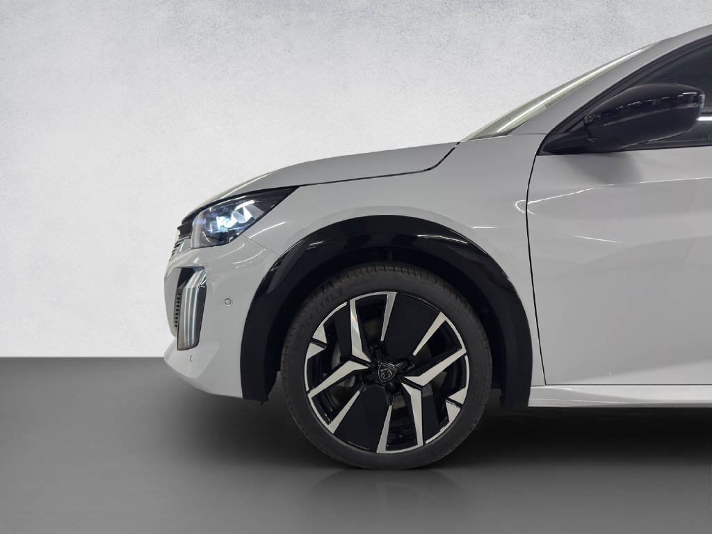 PEUGEOT 208 1.2 Hybrid 145 GT-image-6