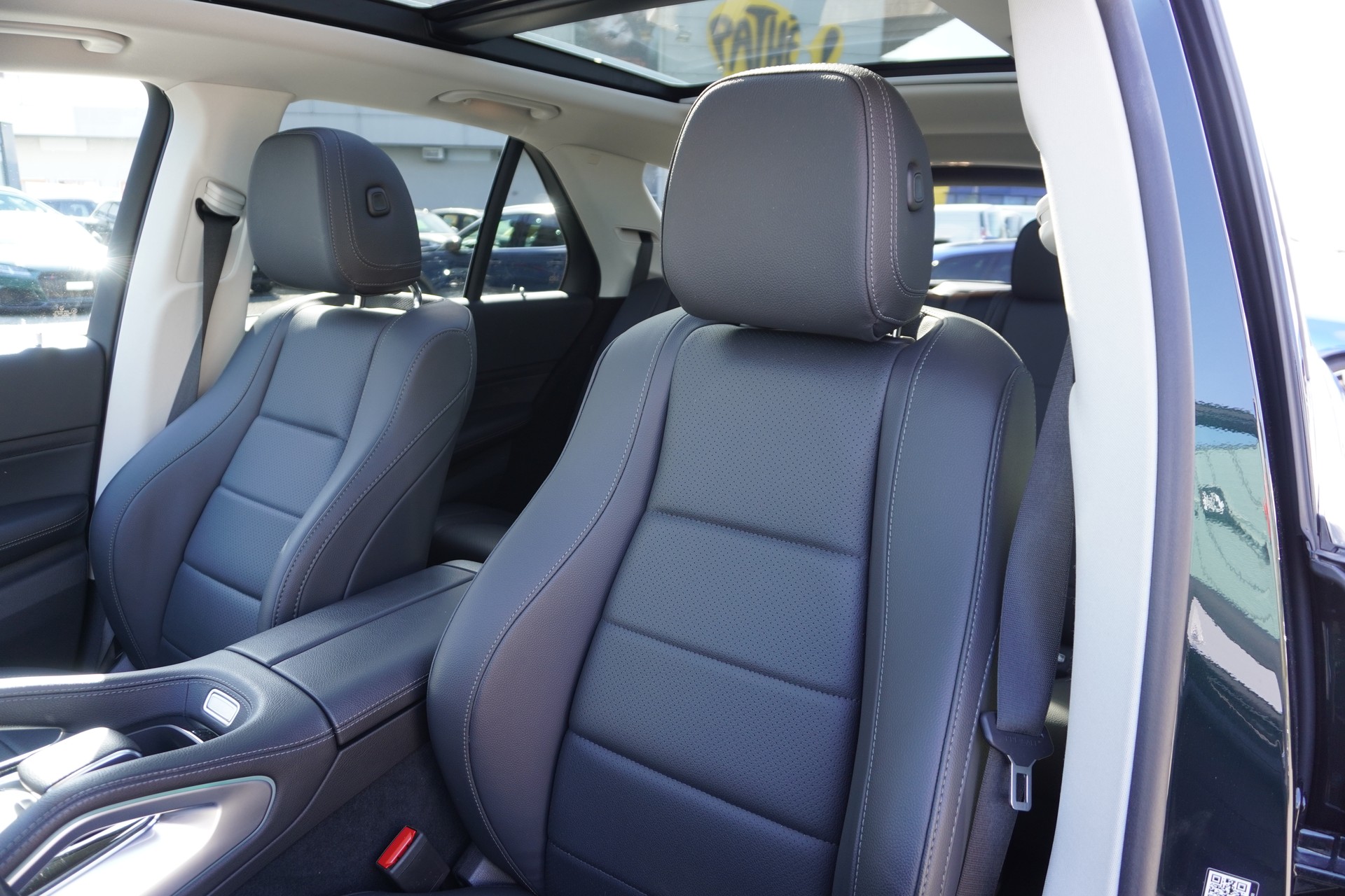 MERCEDES-BENZ GLE 450 4Matic 9G-Tronic 7-PLÄTZER!!!-image-15