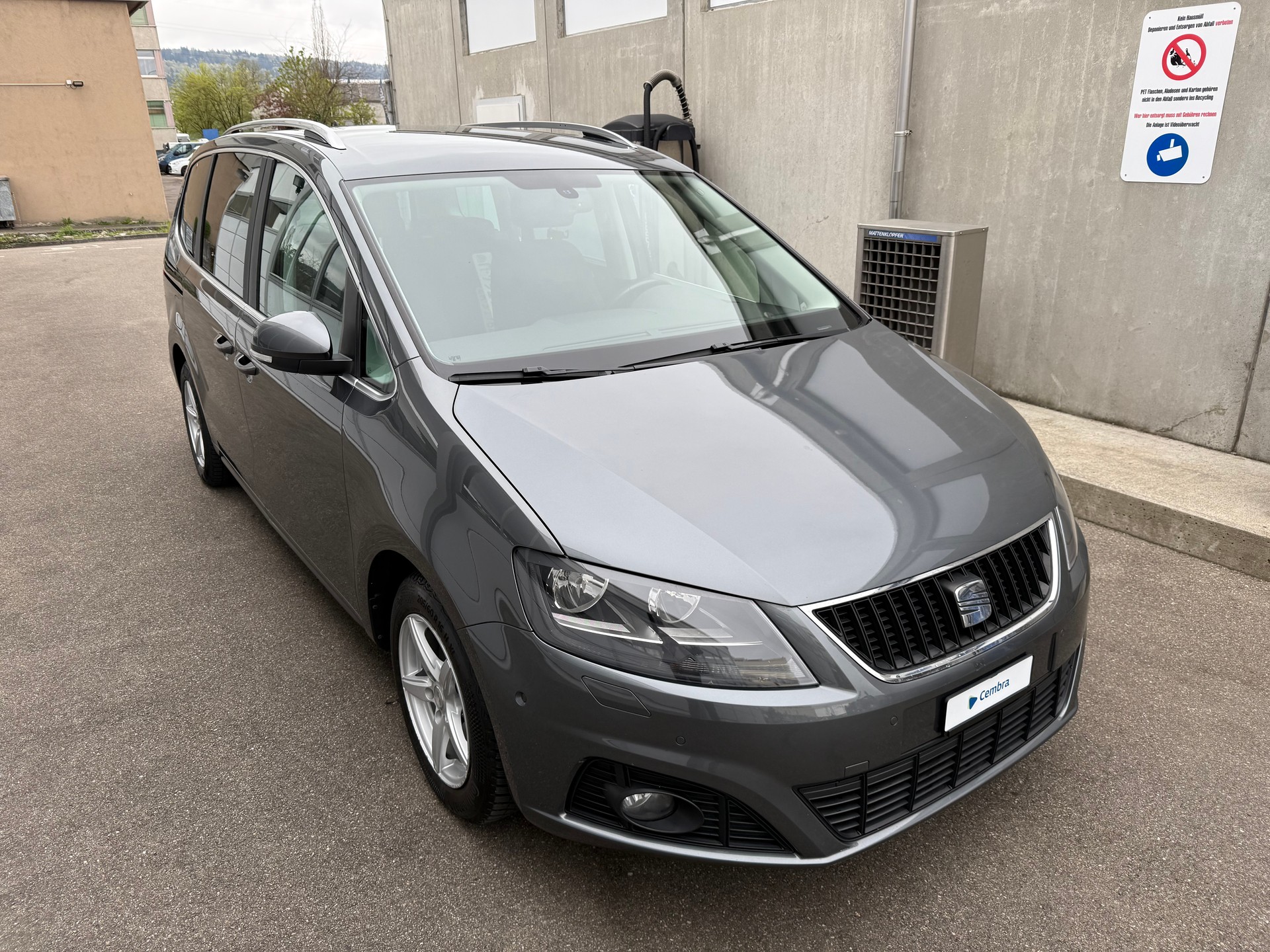 SEAT Alhambra 2.0 TDI Style DSG *1.st Erster Hand CH 7 Plätzer *Automat *Tempomat *Klimaautomat v+h *Start/Stop *Einparkhilfe-image-1