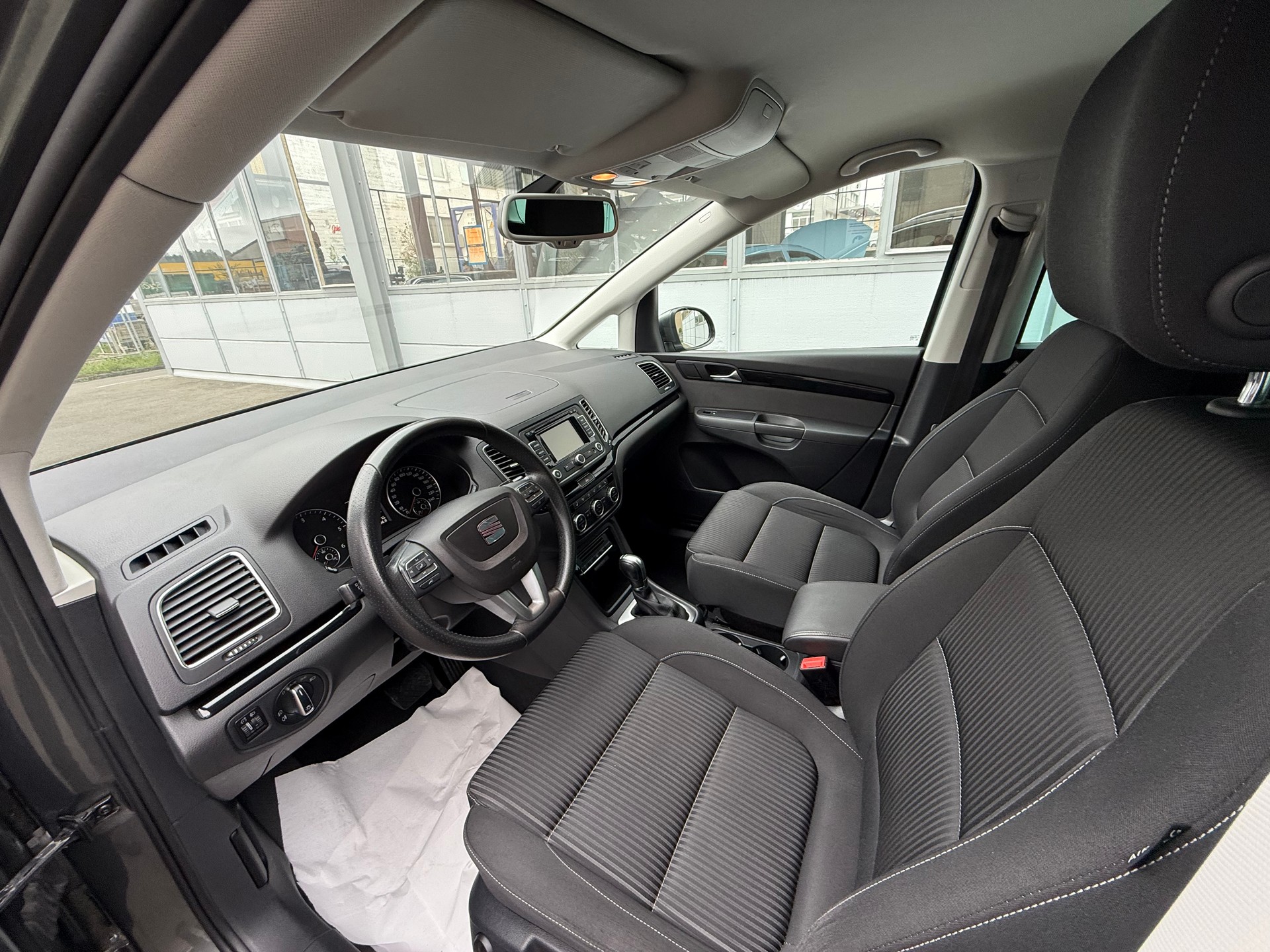 SEAT Alhambra 2.0 TDI Style DSG *1.st Erster Hand CH 7 Plätzer *Automat *Tempomat *Klimaautomat v+h *Start/Stop *Einparkhilfe-image-8
