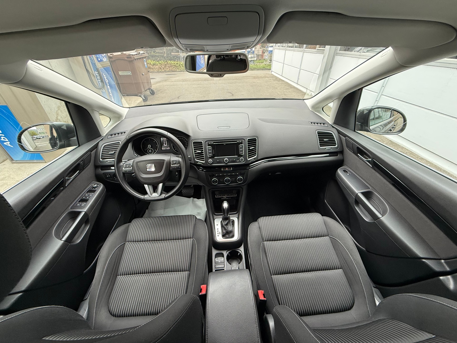 SEAT Alhambra 2.0 TDI Style DSG *1.st Erster Hand CH 7 Plätzer *Automat *Tempomat *Klimaautomat v+h *Start/Stop *Einparkhilfe-image-11