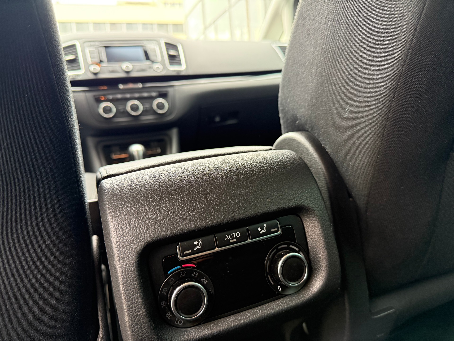 SEAT Alhambra 2.0 TDI Style DSG *1.st Erster Hand CH 7 Plätzer *Automat *Tempomat *Klimaautomat v+h *Start/Stop *Einparkhilfe-image-15