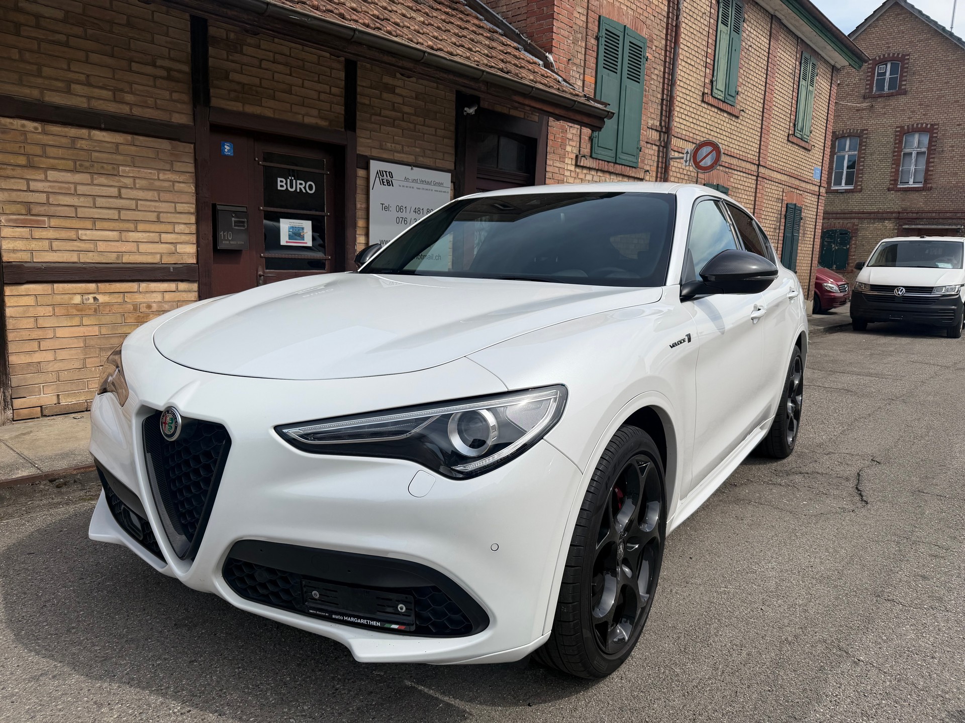ALFA ROMEO Stelvio 2.0 Veloce Q4 Automatic-image-1