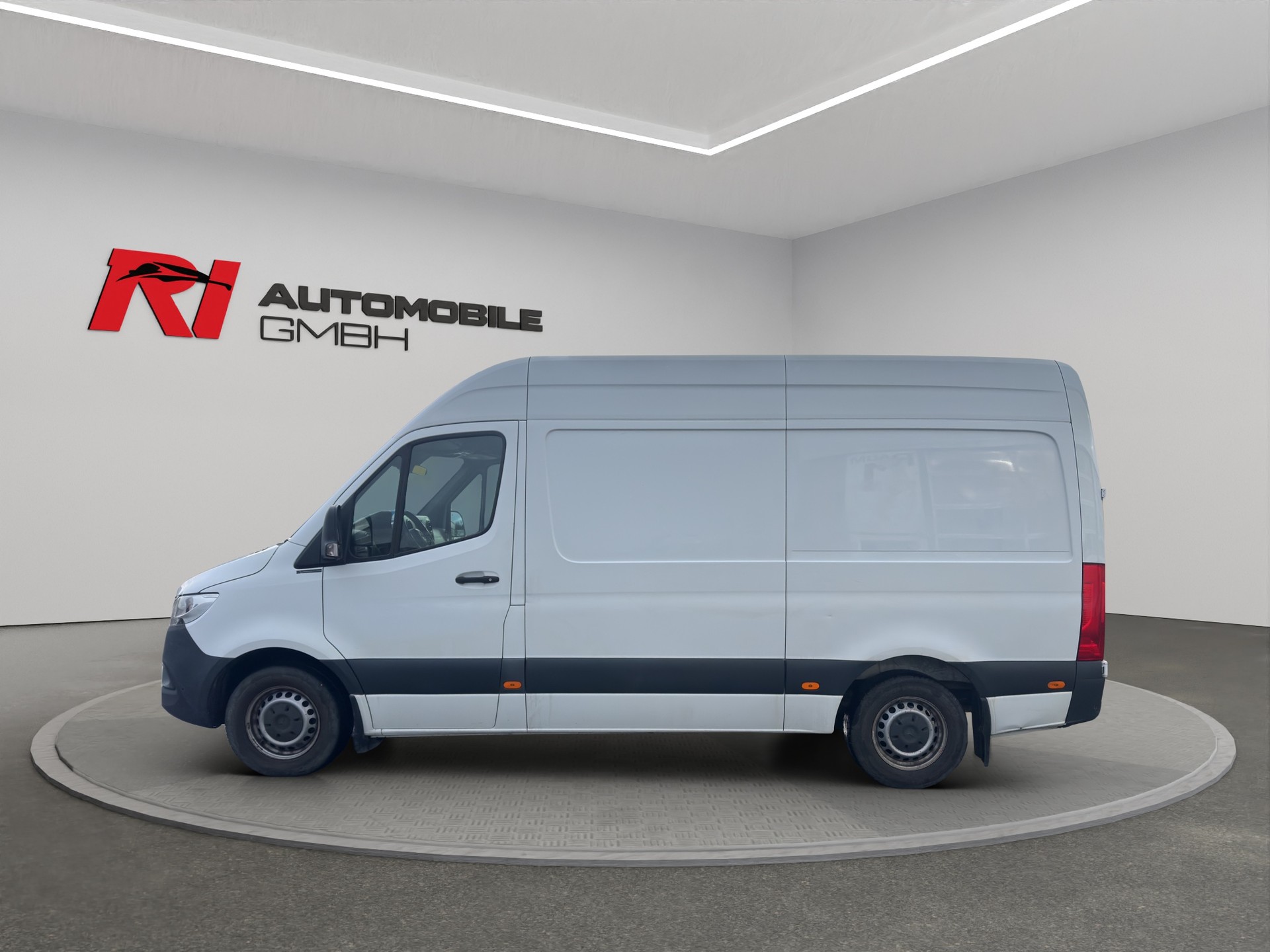 MERCEDES-BENZ Sprinter 316 CDI Standard 7G-Tronic-showroom-element-2