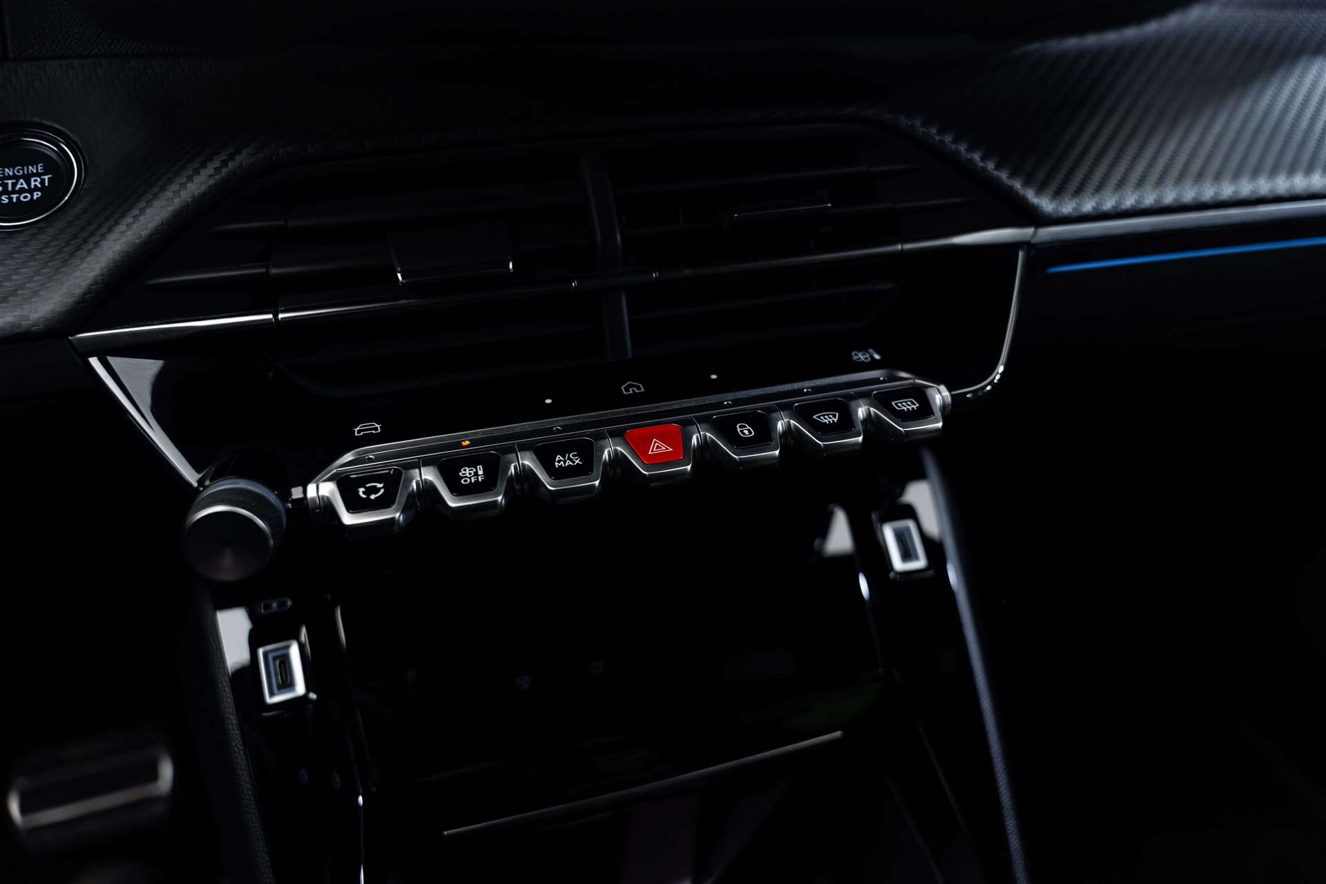 PEUGEOT 2008 1.2 145 MHEV GT Automat-image-20